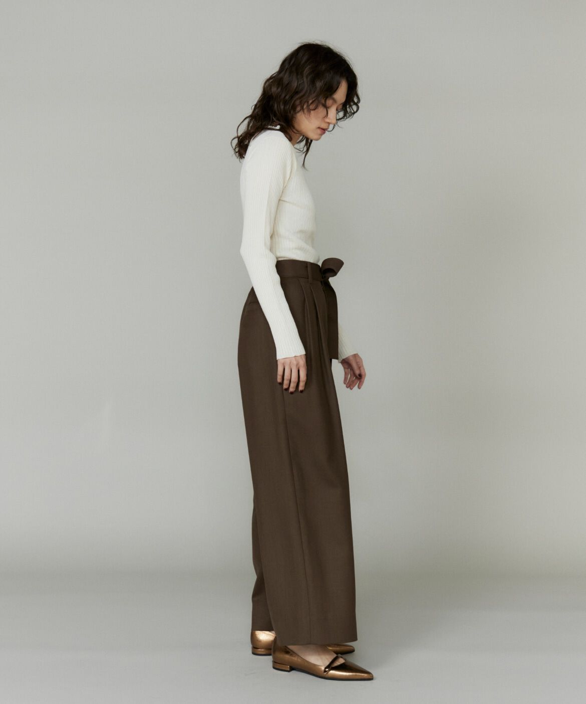 INED「ライトカルゼ ベルテッドワイドパンツ」|その他|