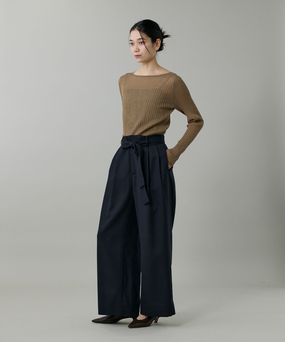 INED「ライトカルゼ ベルテッドワイドパンツ」|その他|