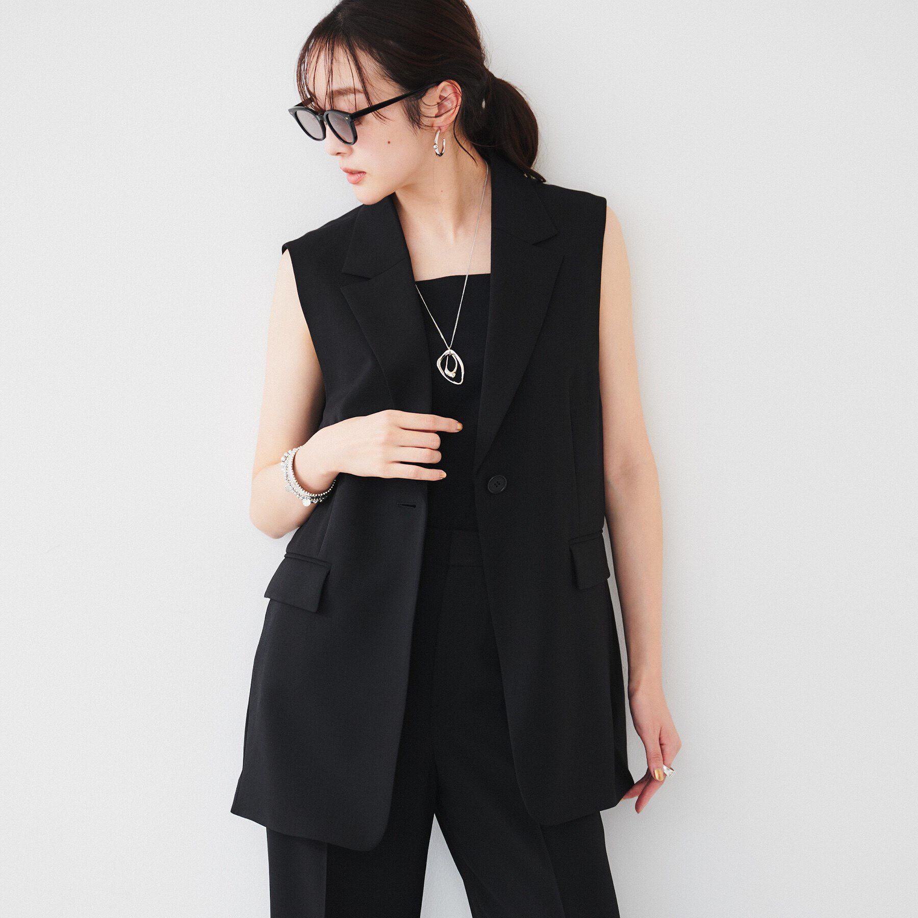 UNTITLED「【接触冷感/UV/セットアップ可能】ライトウェイト テーラードジレ」|ベスト・ジレ|