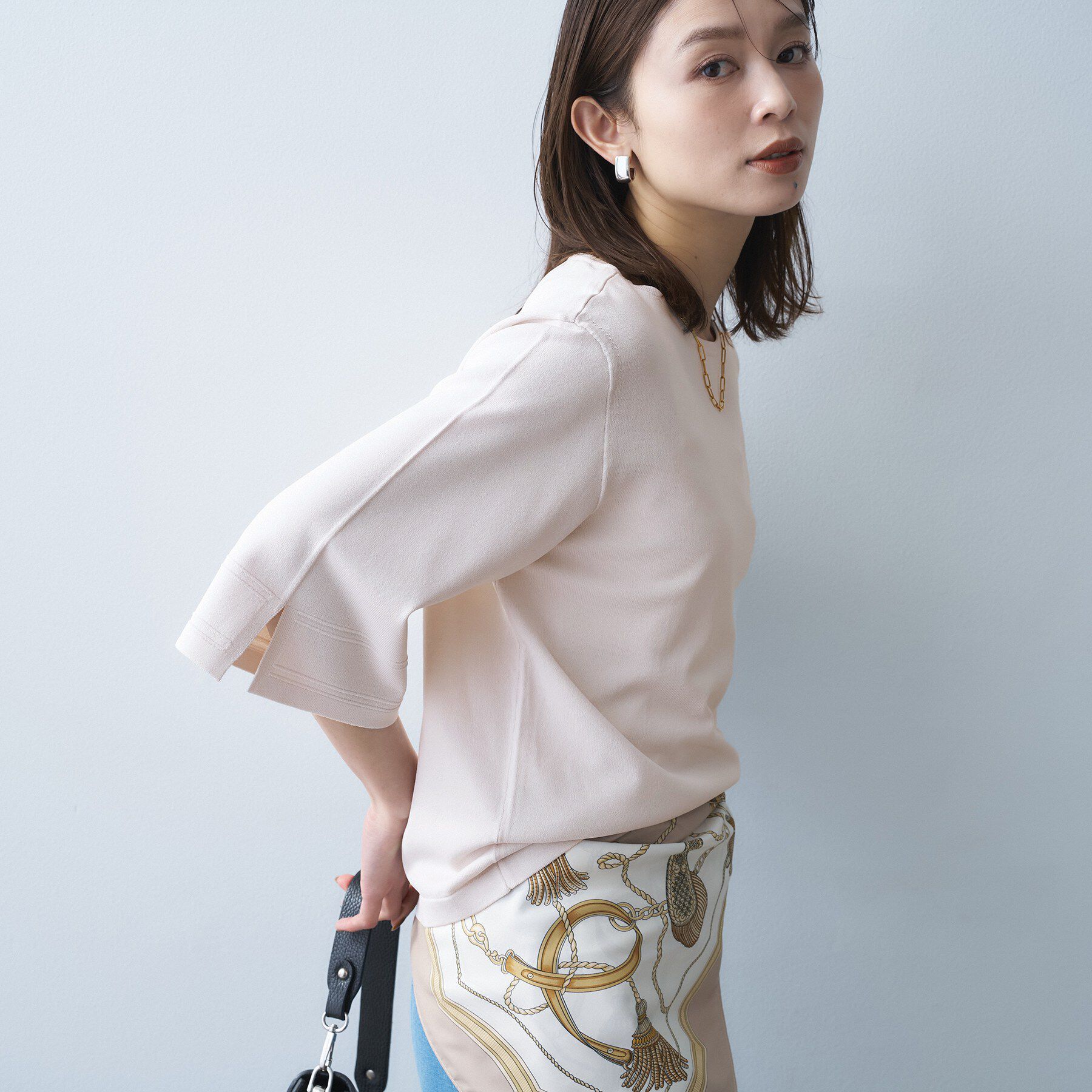 UNTITLED「袖スリットニットプルオーバー」|ニット・セーター|グレージュ(050)