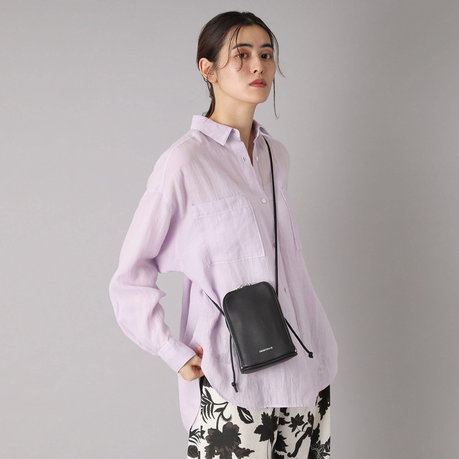 DRESSTERIOR「シュリンクレザーマルチポーチ」|ショルダー・メッセンジャー|