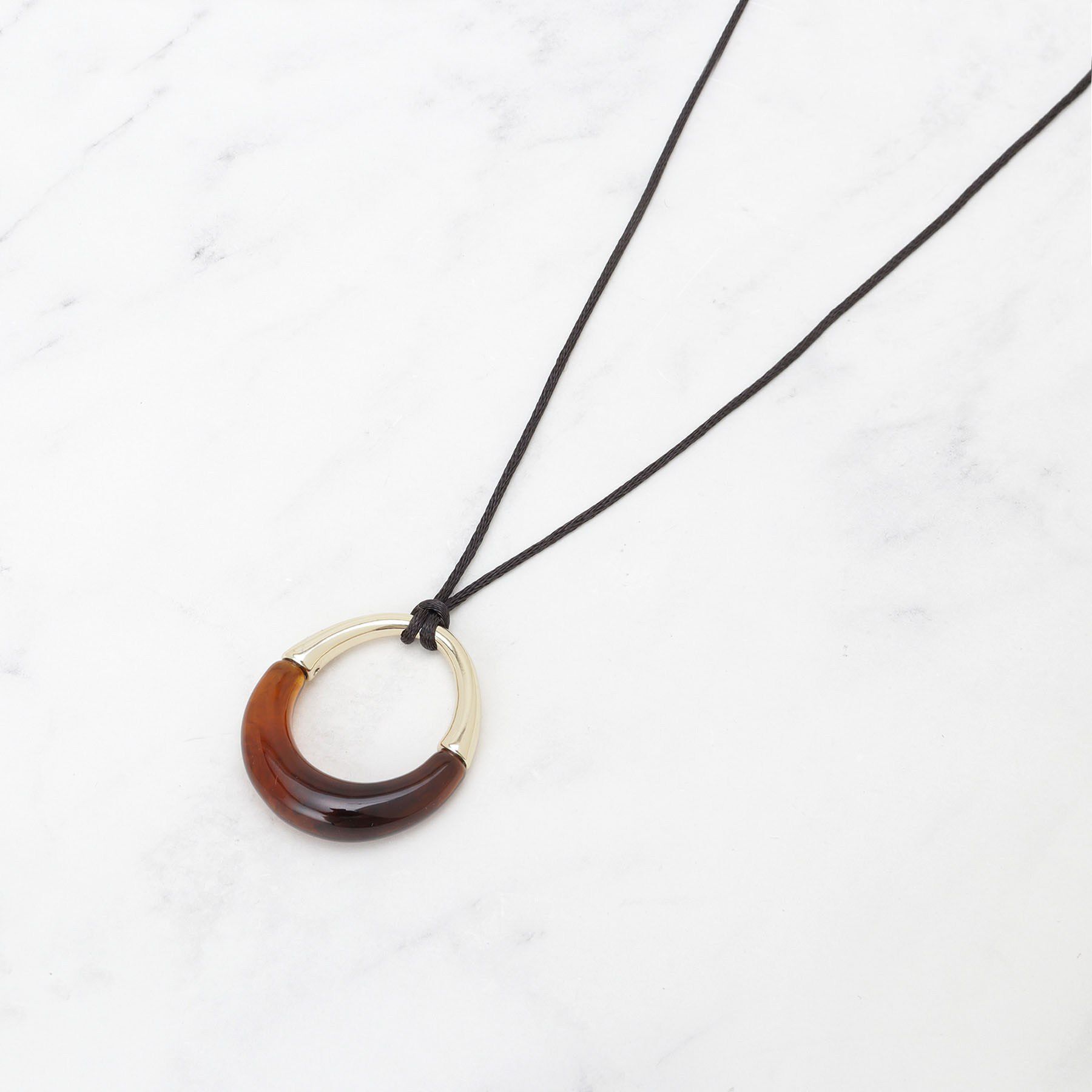 INDIVI「【長さ調整自由】マーブルバイカラー ロングネックレス」|ネックレス|ブラウン(545)