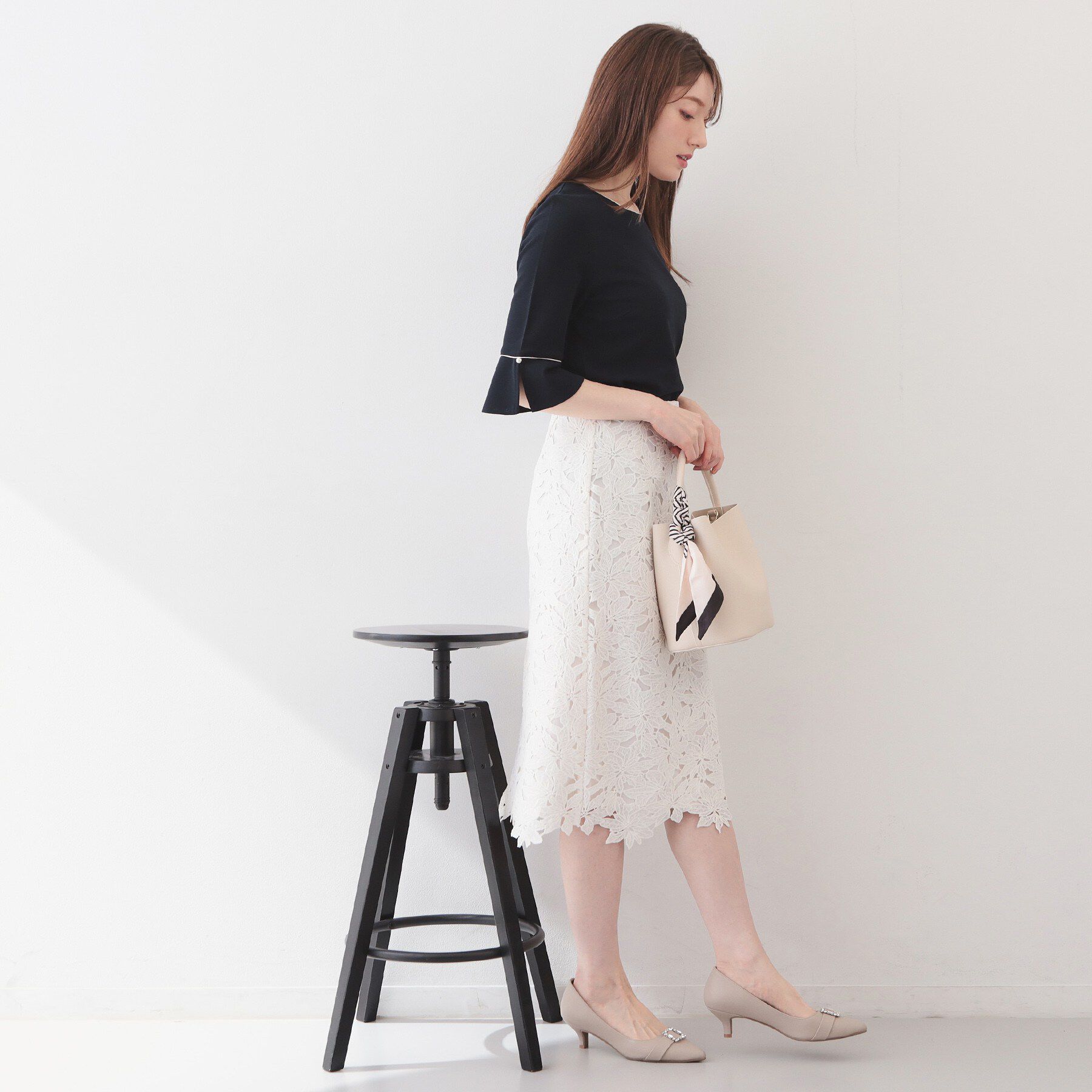 index「フレアスリーブバイカラートップス【洗濯機OK・接触冷感・UVケア】」|Tシャツ・カットソー|