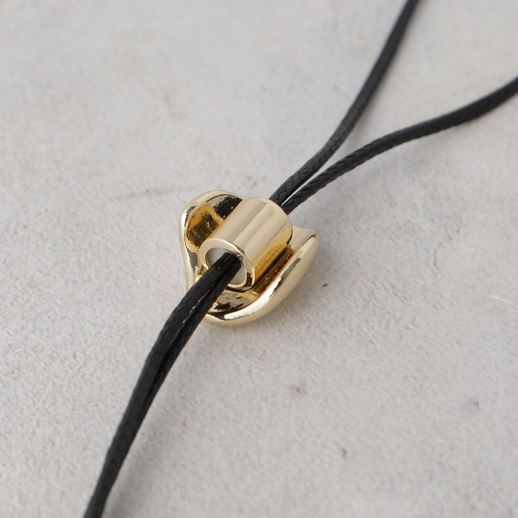 OPAQUE.CLIP「メタルパーツ スライドネックレス」|ネックレス|