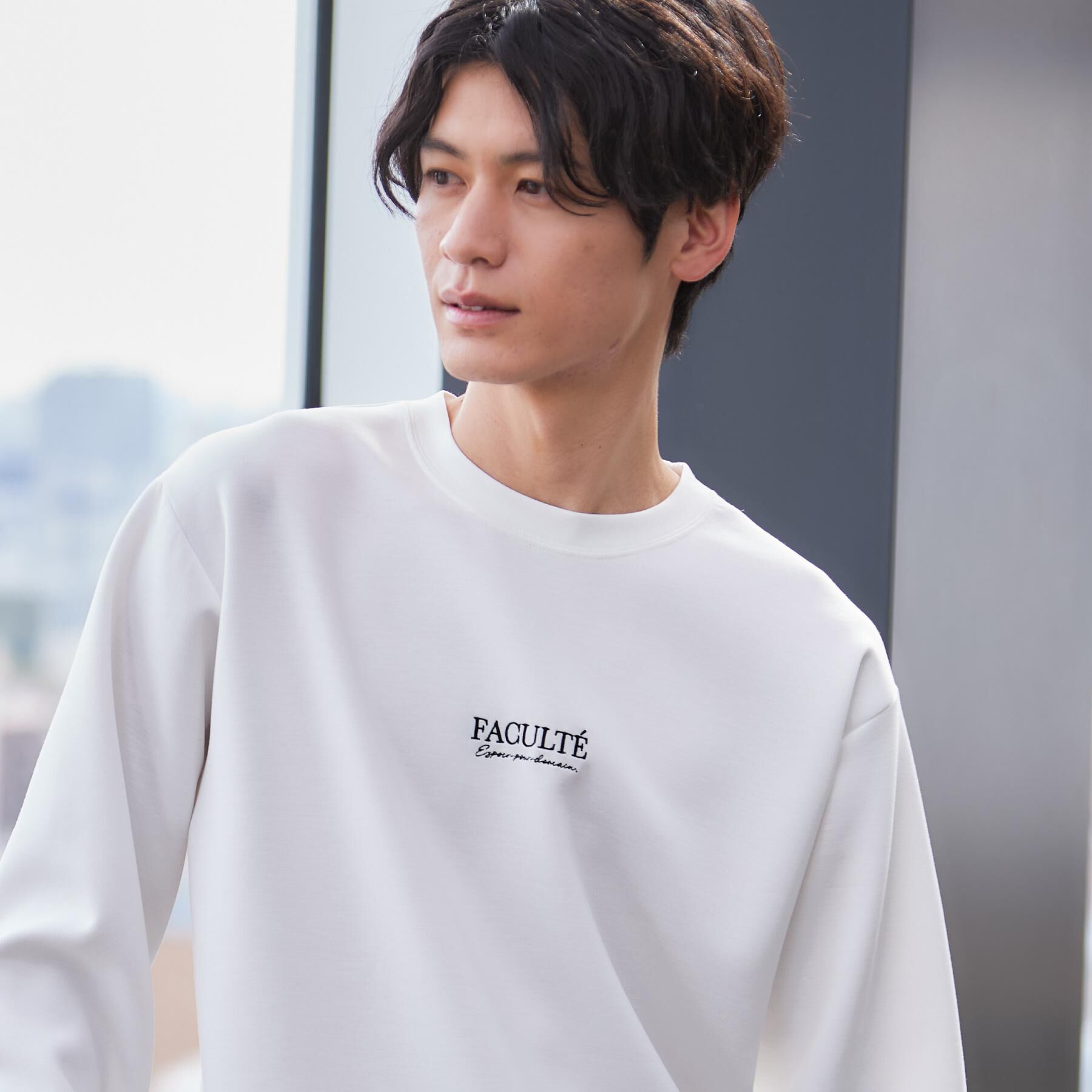 THE SHOP TK「【さりげないワンポイント】ダンボール刺繍スウェット 洗濯機OK」|Tシャツ・カットソー|