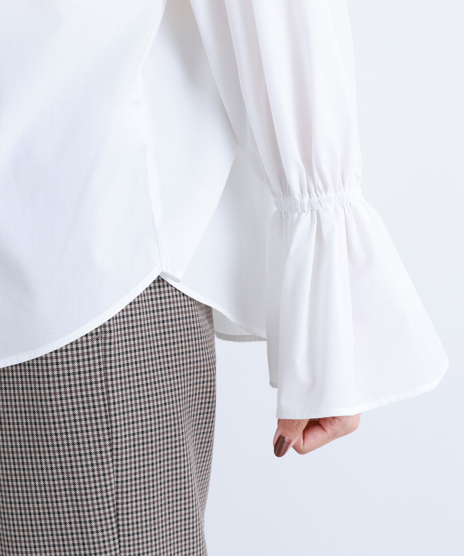  「フリルカフスハイネックブラウス」|シャツ・ブラウス|