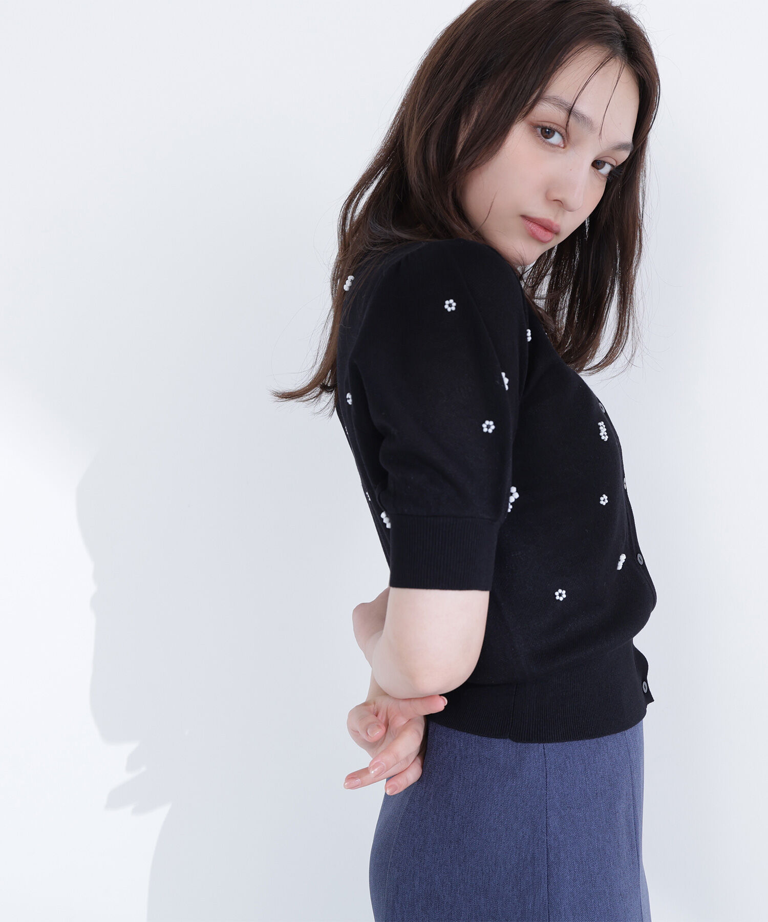  「フラワービーズカーディガン」|ニット・セーター|