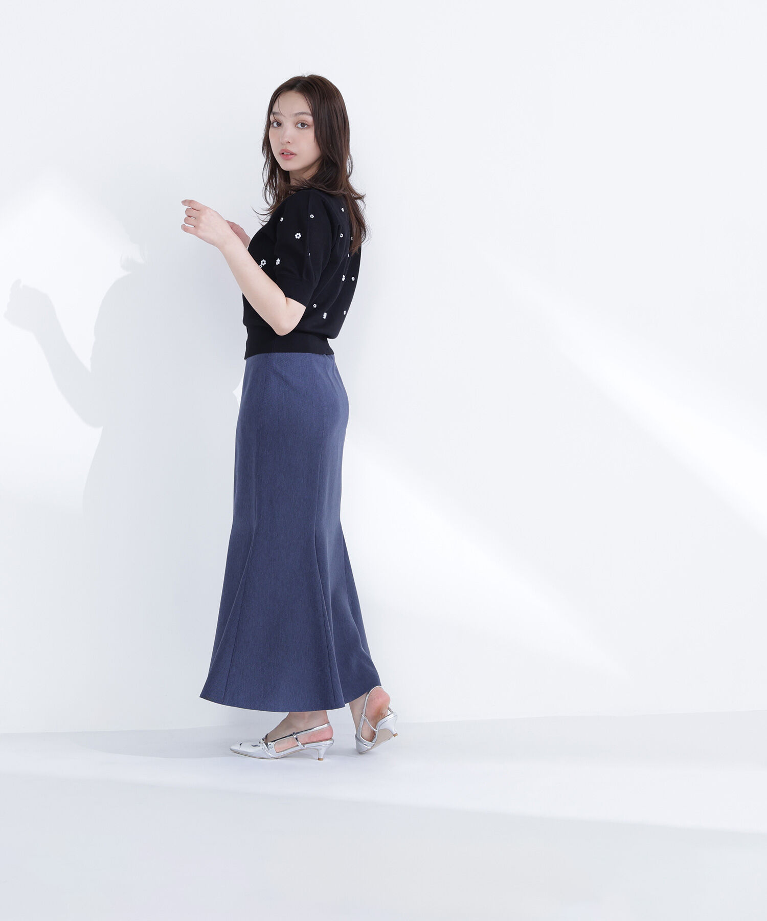  「フラワービーズカーディガン」|ニット・セーター|