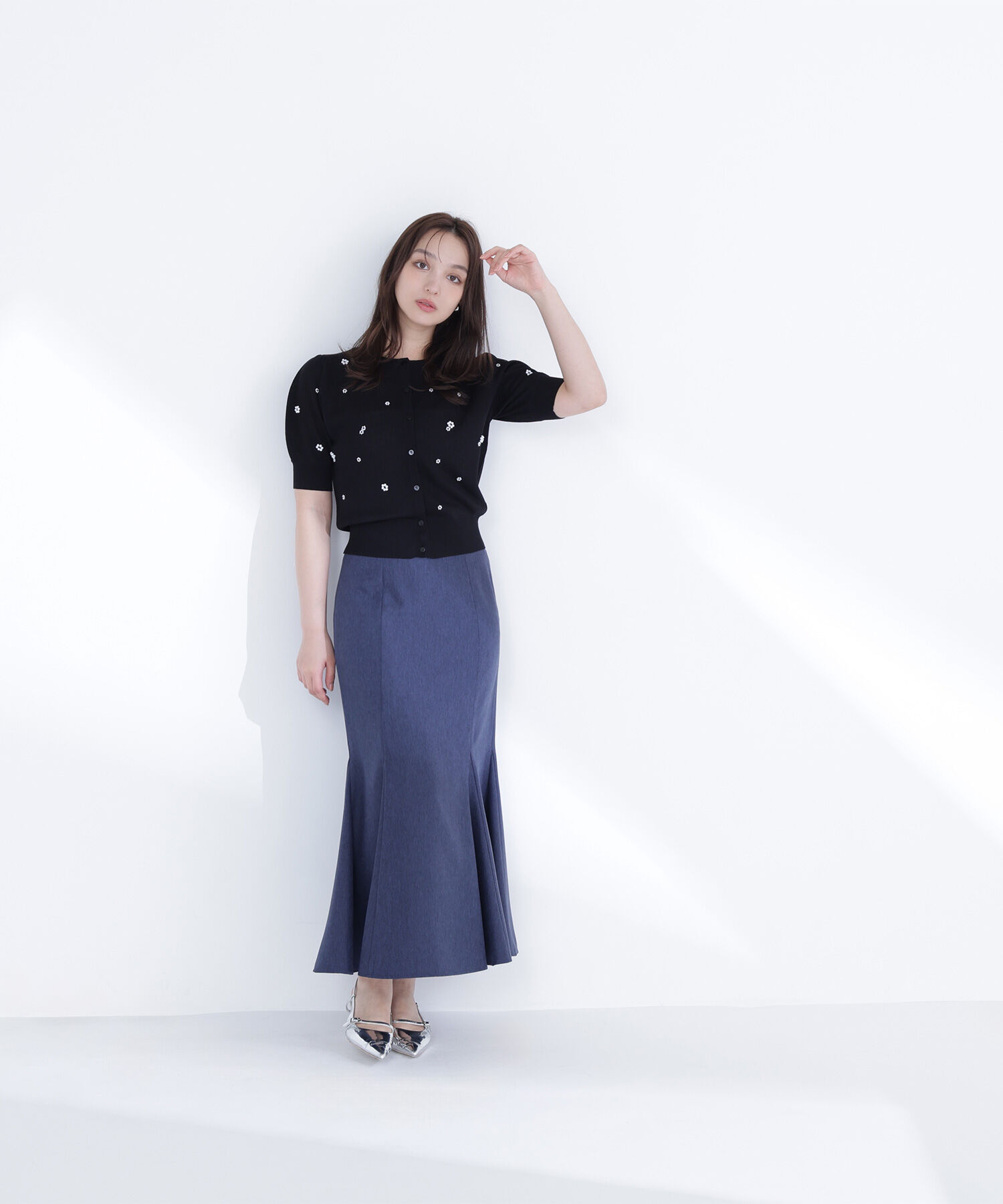  「フラワービーズカーディガン」|ニット・セーター|