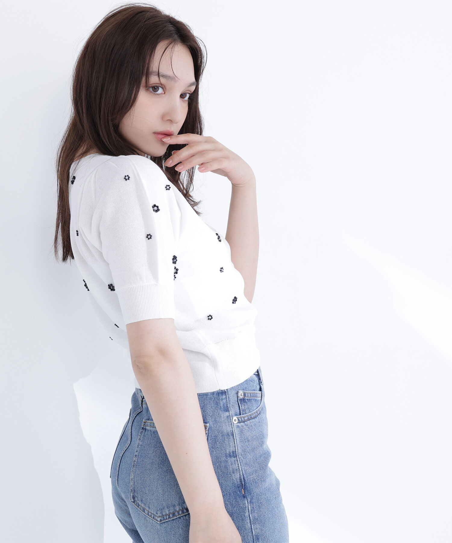  「フラワービーズカーディガン」|ニット・セーター|