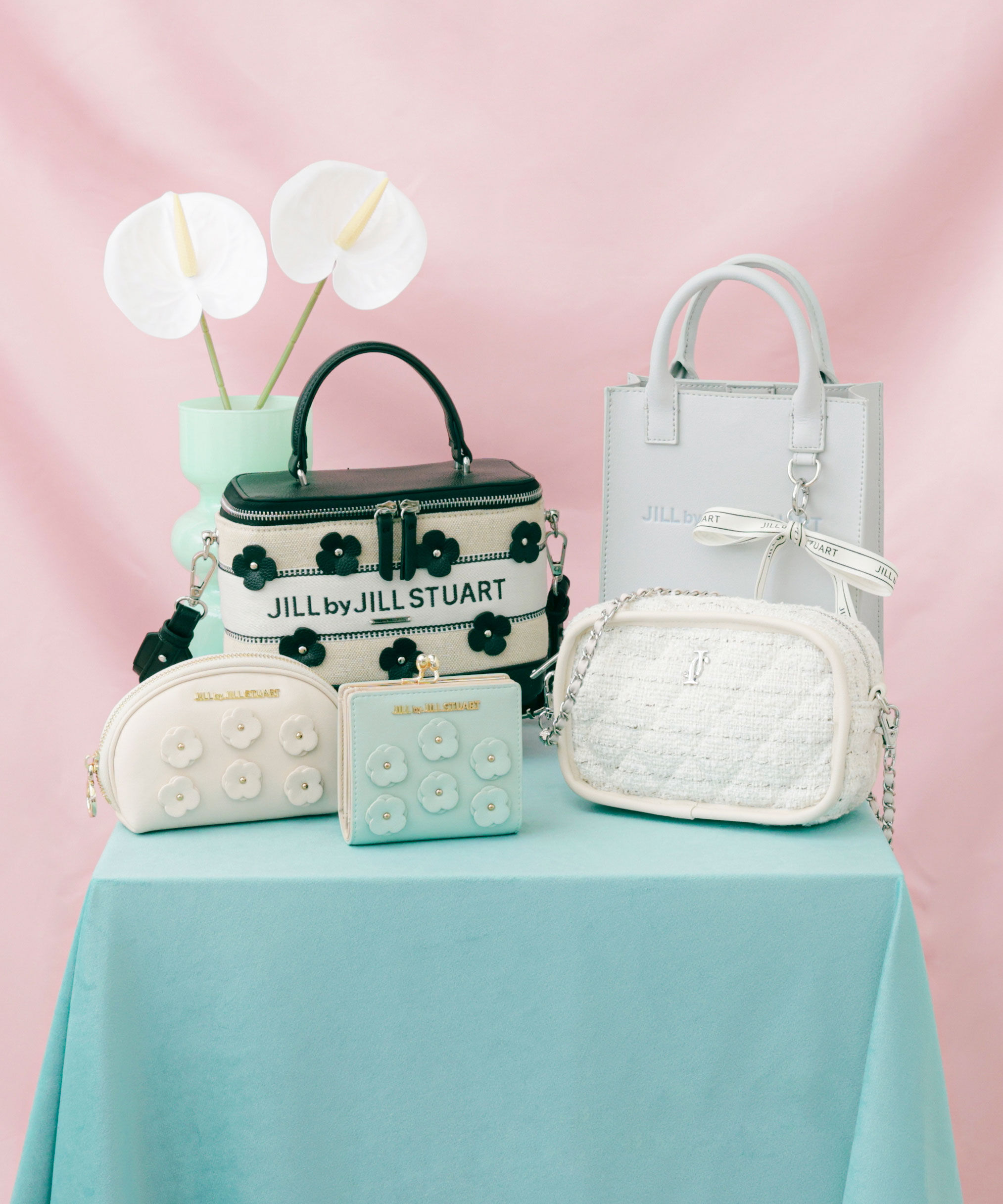  「フラワーモチーフポーチ」|財布|