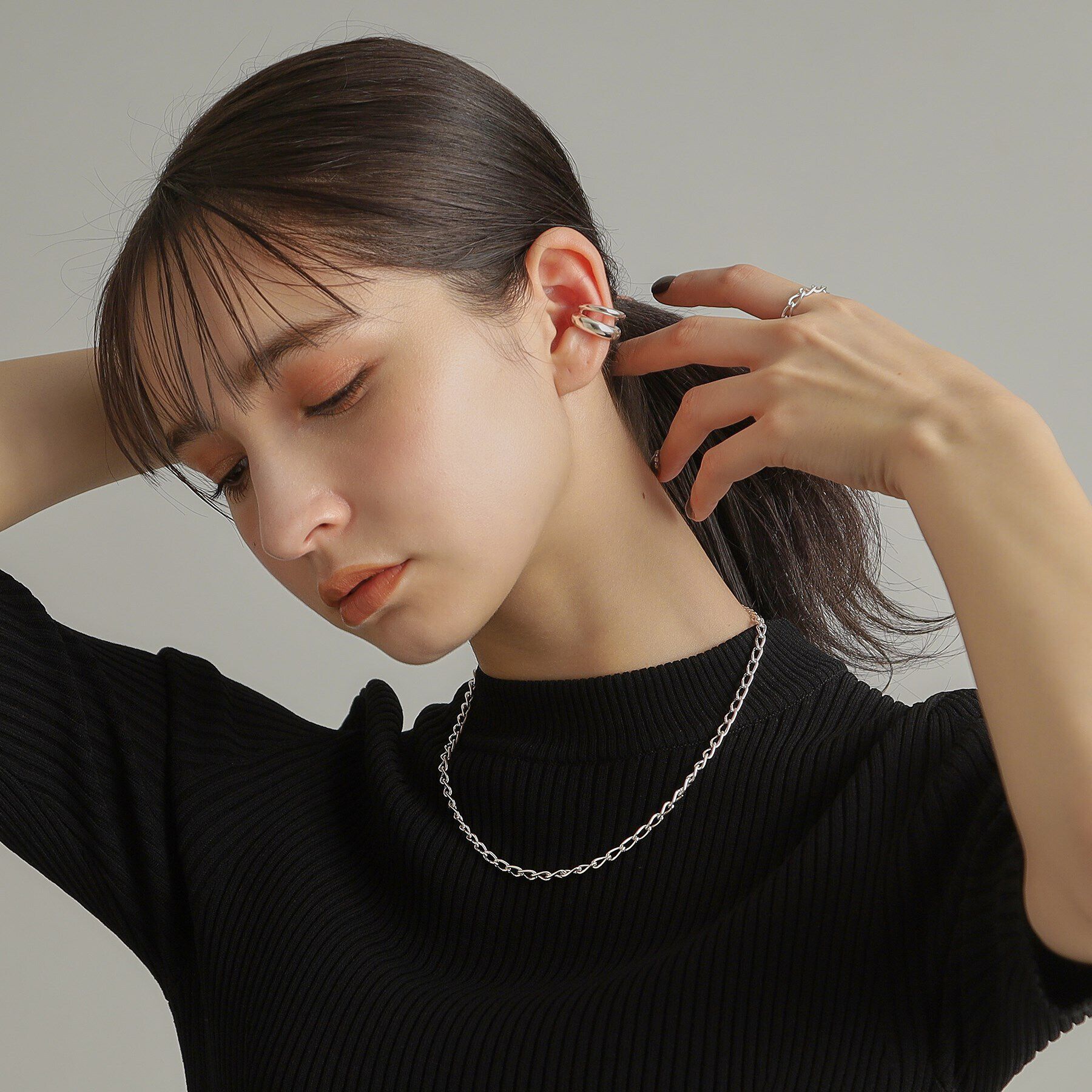 COCOSHNIK ONKITSCH「シルバー デザインチェーン ロングカーブネックレス」|ネックレス|