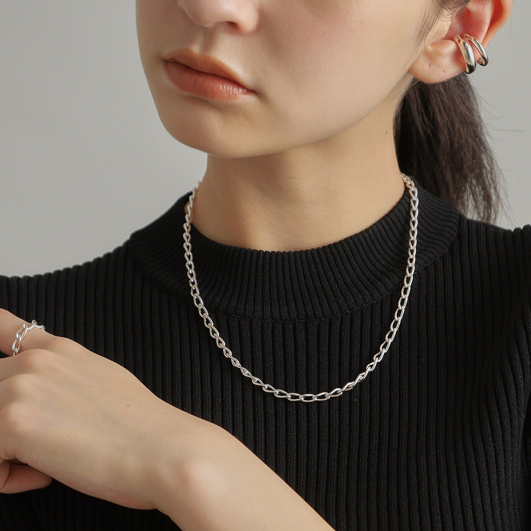 COCOSHNIK ONKITSCH「シルバー デザインチェーン ロングカーブネックレス」|ネックレス|