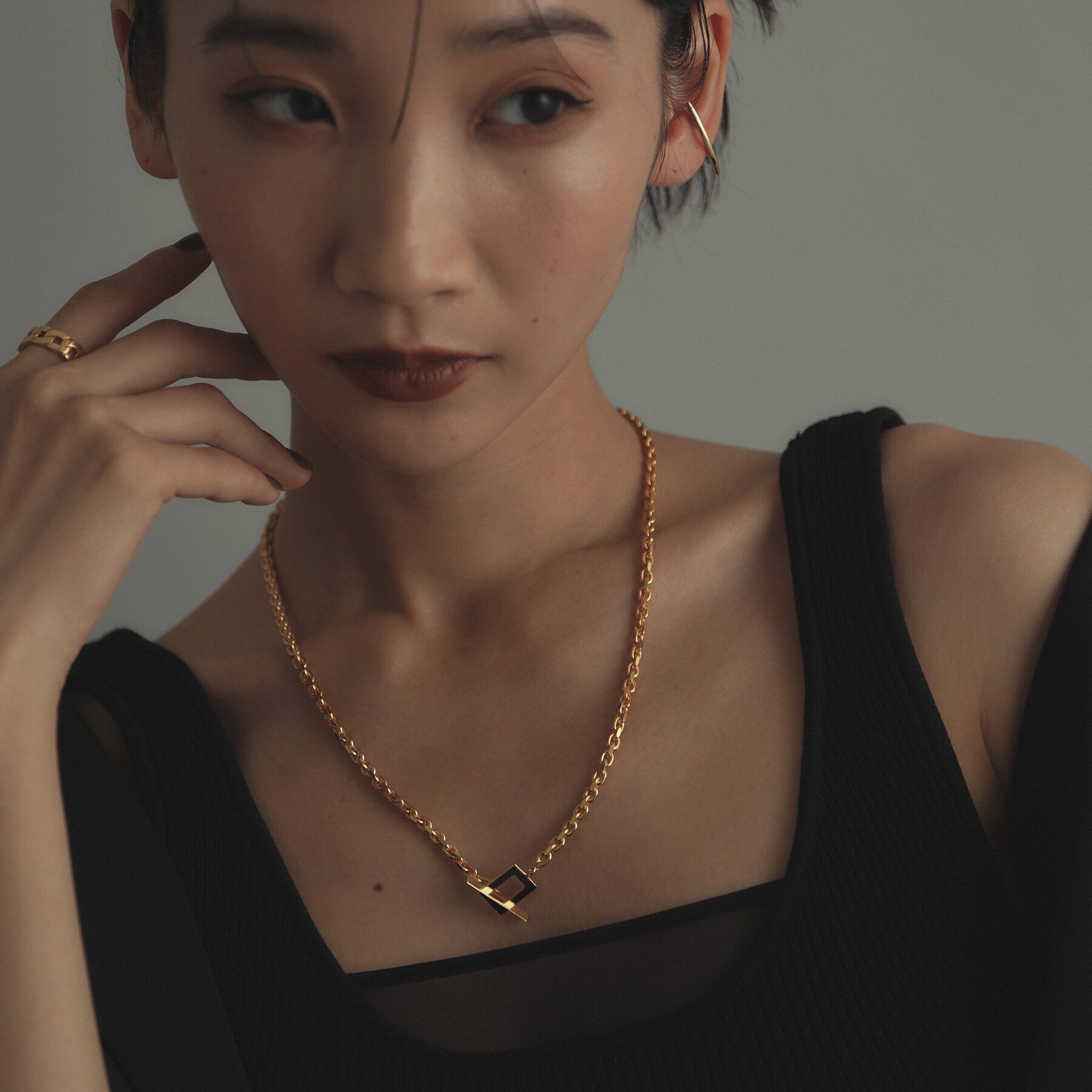 COCOSHNIK ONKITSCH「シルバー カットケーブルチェーン レクタングルマンテルネックレス（48cm） GP」|ネックレス|