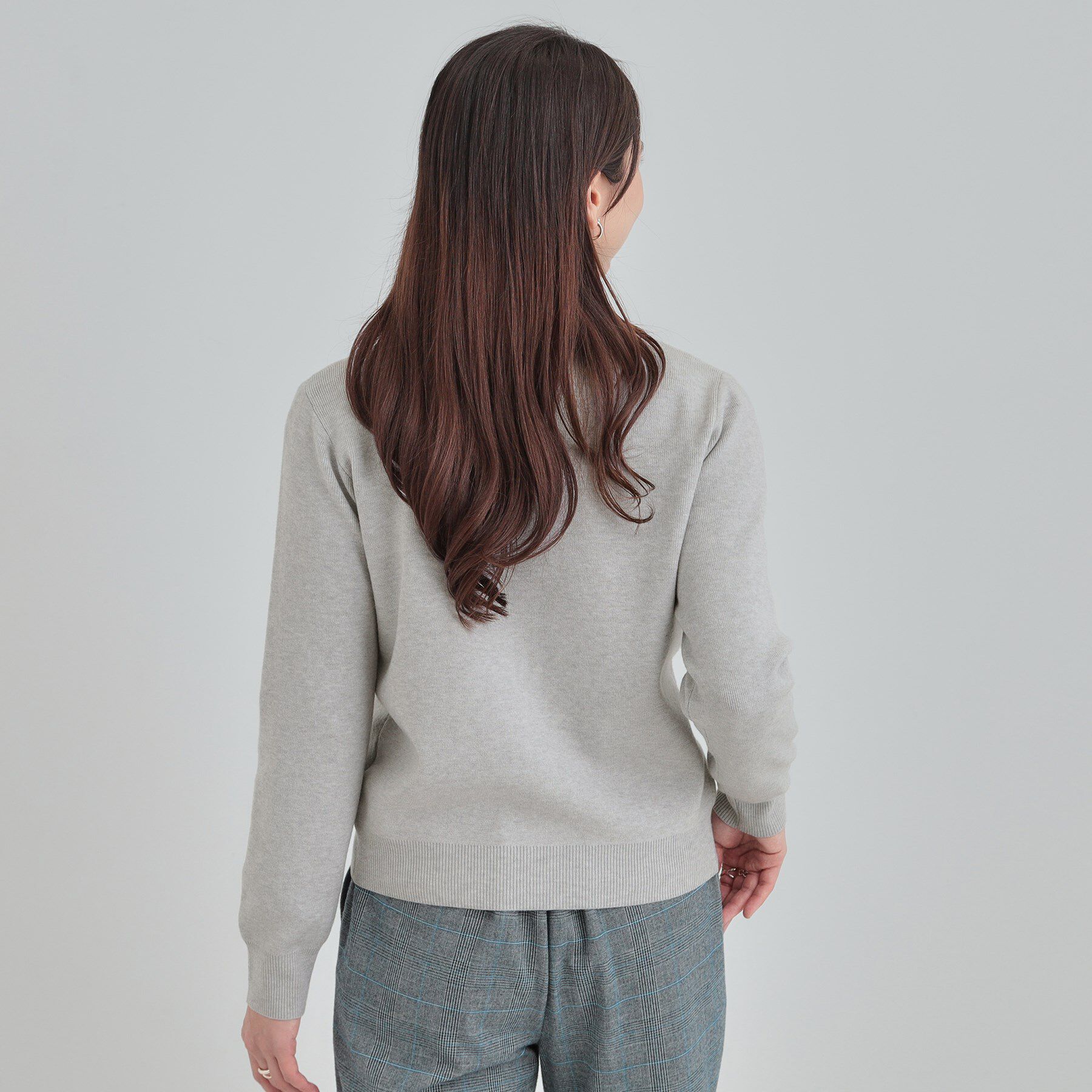 SHOO･LA･RUE「【洗濯機可/S-LL】上品な金ボタン もちっとやわらか クルーネックカーディガン」|カーディガン|