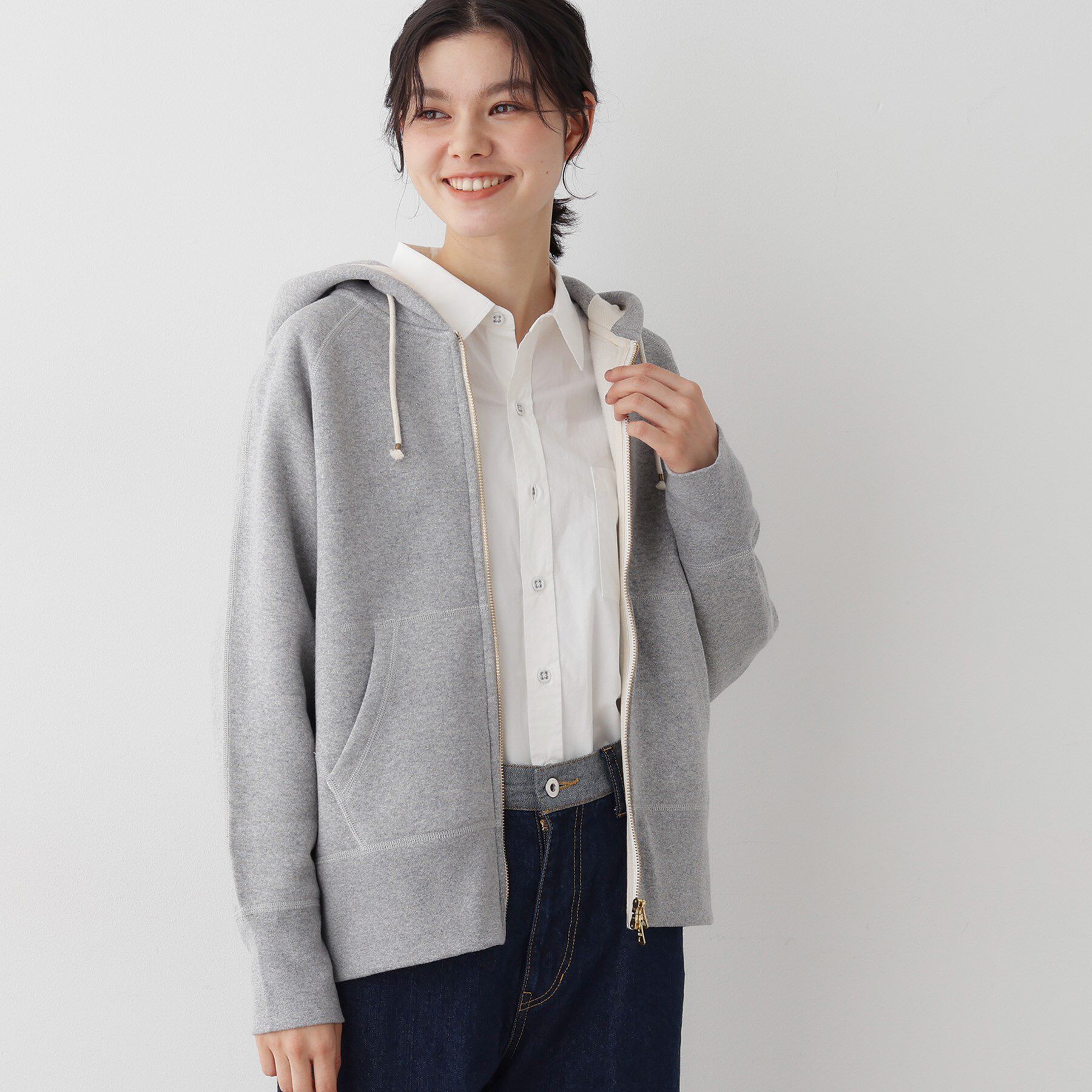 Dessin「【ユニセックス/洗える】吊り裏毛フーデッドスウェット」|パーカー|