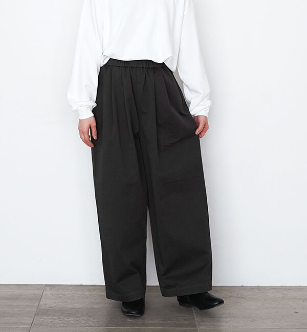 オローネ「バルーンワイドパンツ（通年用）」|その他|チャコールグレー