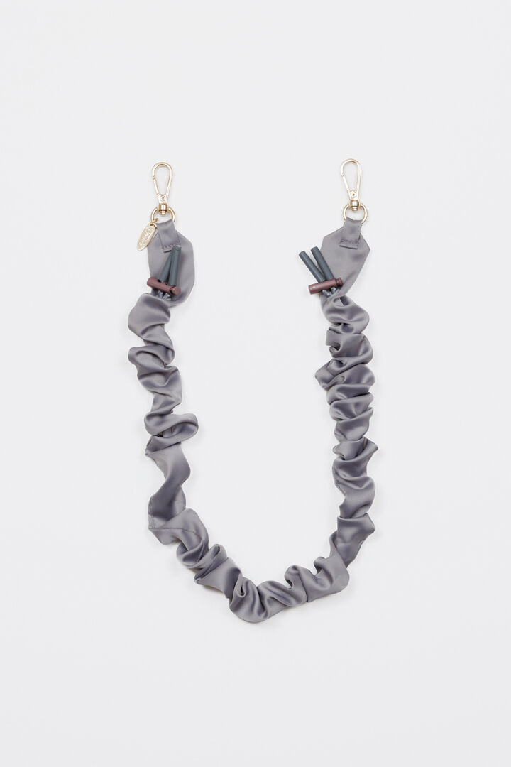  「FEDELE シュリンクサテンス ショートトラップ」|ストラップ|GRY