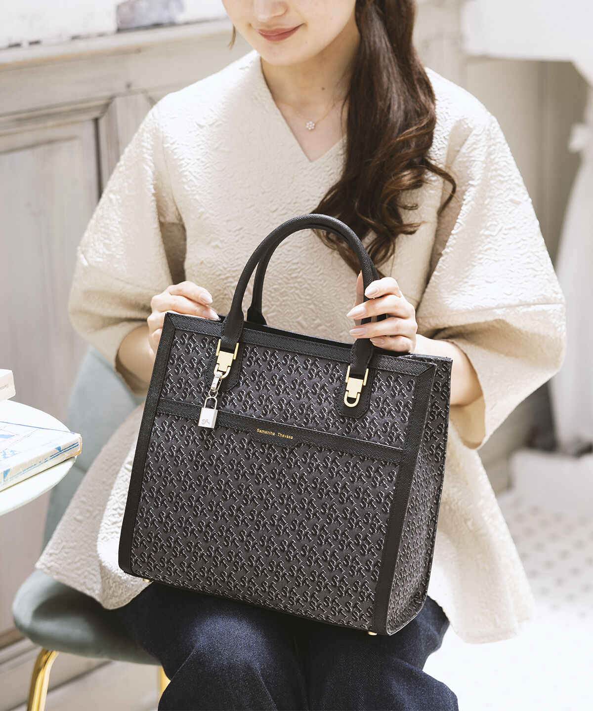 Samantha Thavasa「ST Jacquard シルエット スクエアトートバッグ」|トートバッグ|