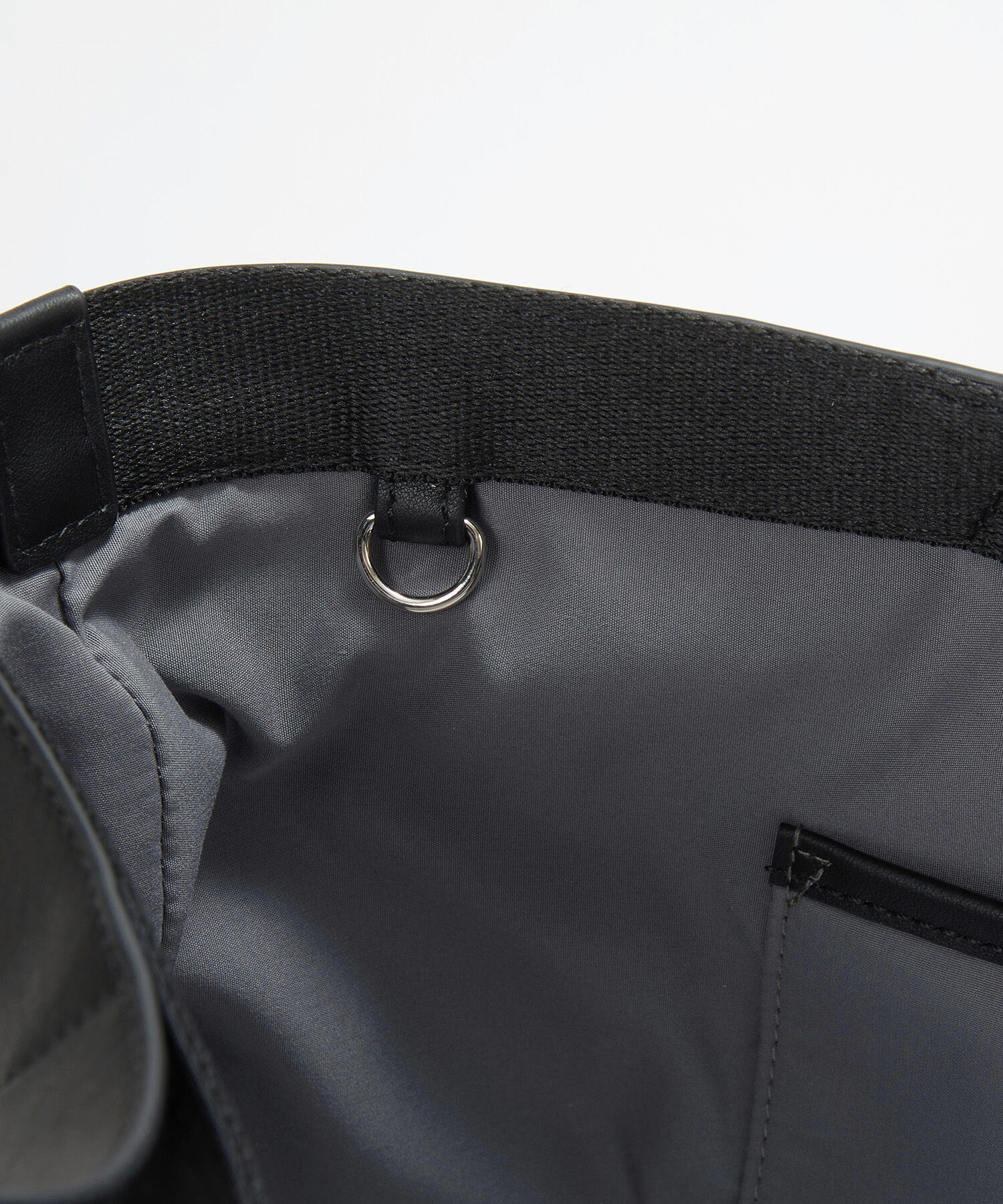 TOPKAPI BREATH「【Breath TOPKAPI】MORPH モーフ リンクルナイロン トートバッグ チャーム付き　A4 / 超軽量」|トートバッグ|