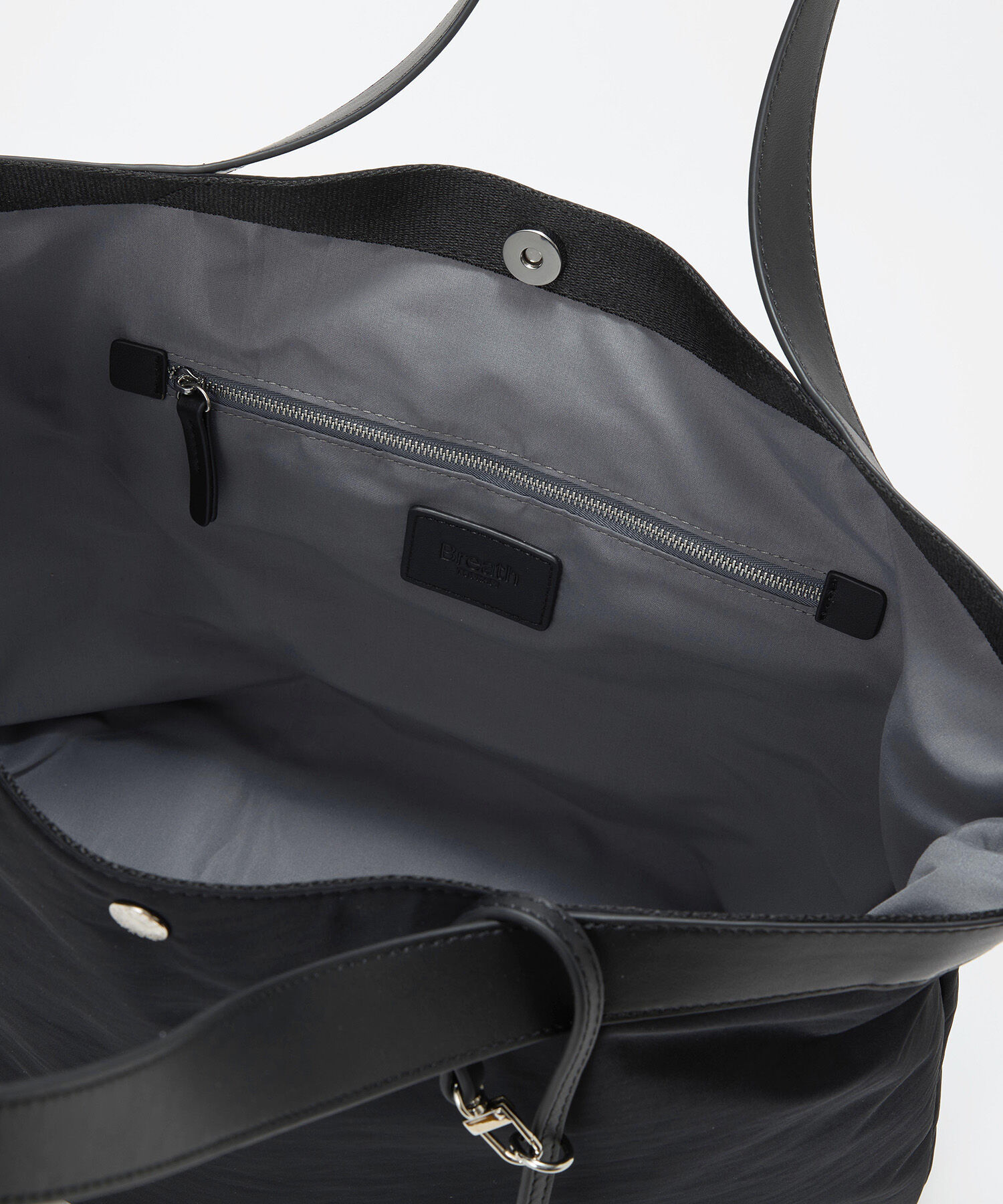 TOPKAPI BREATH「【Breath TOPKAPI】MORPH モーフ リンクルナイロン トートバッグ チャーム付き　A4 / 超軽量」|トートバッグ|