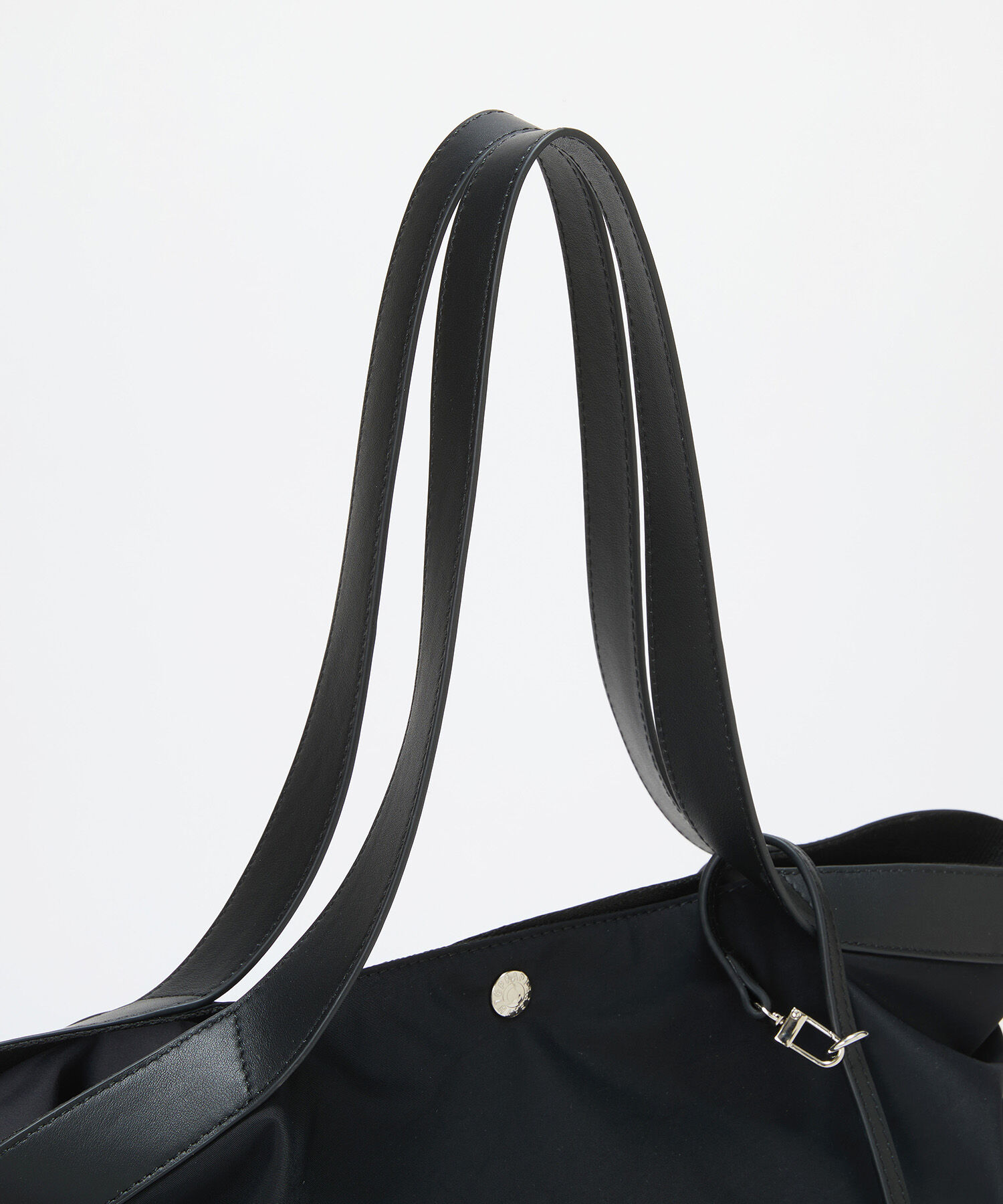 TOPKAPI BREATH「【Breath TOPKAPI】MORPH モーフ リンクルナイロン トートバッグ チャーム付き　A4 / 超軽量」|トートバッグ|