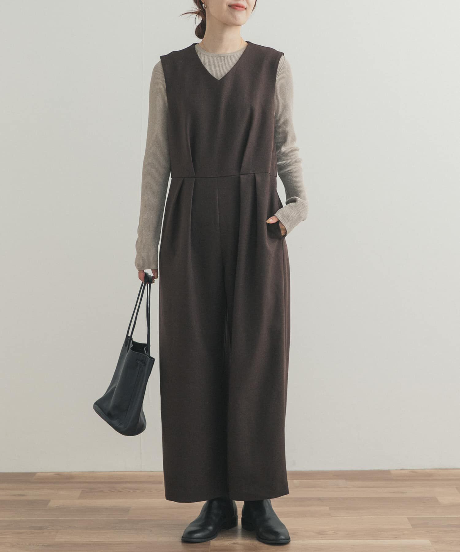 URBAN RESEARCH DOORS「Vネックオールインワン」|ワンピース|