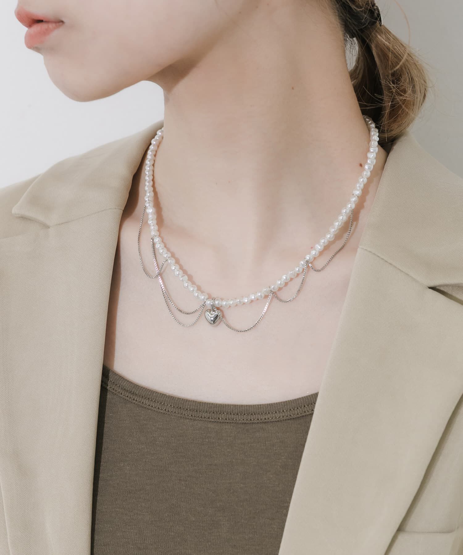 SMELLY「ハートレイヤードパールマンテルネックレス」|ネックレス|