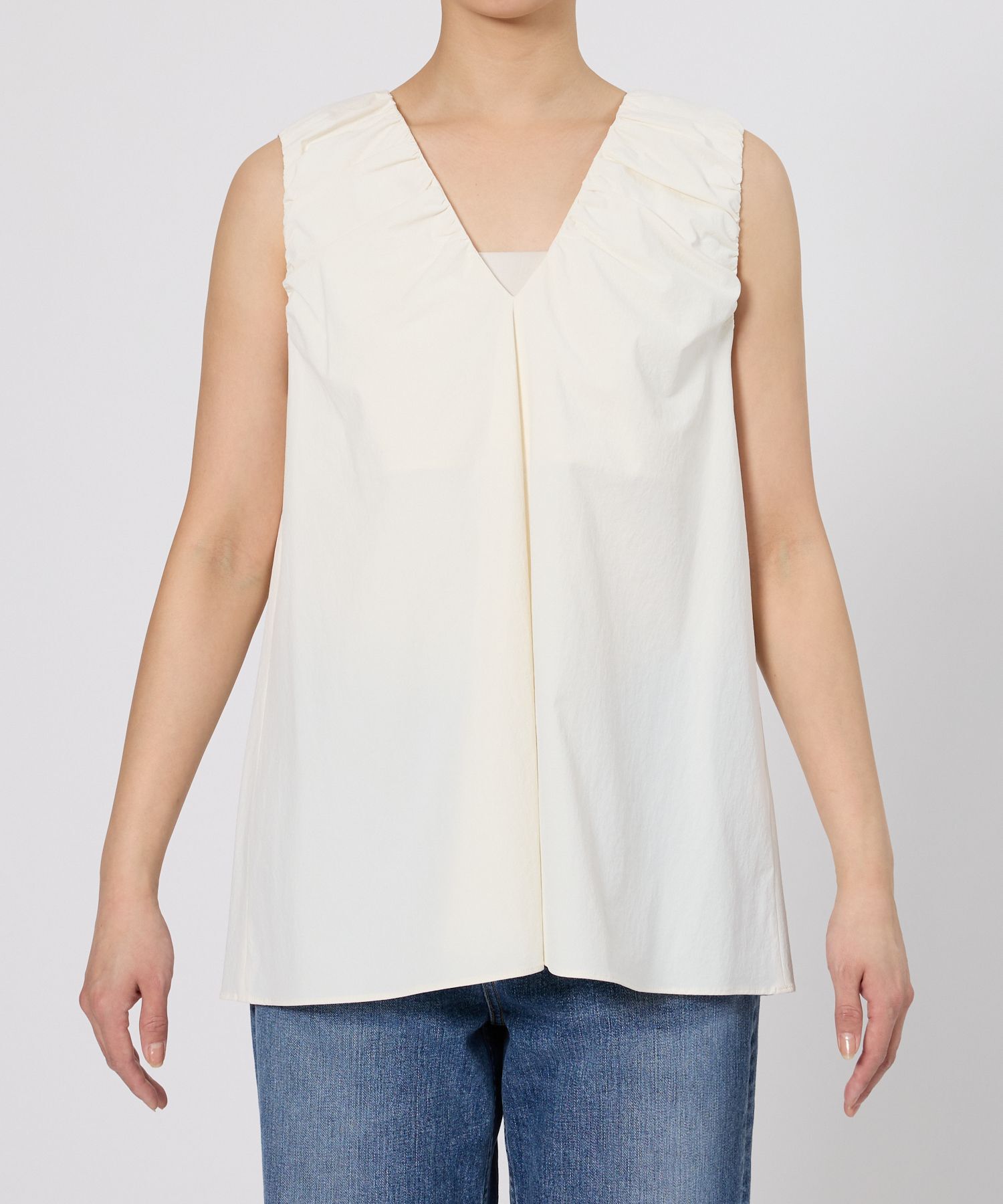 BABYLONE「【多機能素材】撥水Vネックギャザーブラウス」|シャツ・ブラウス|