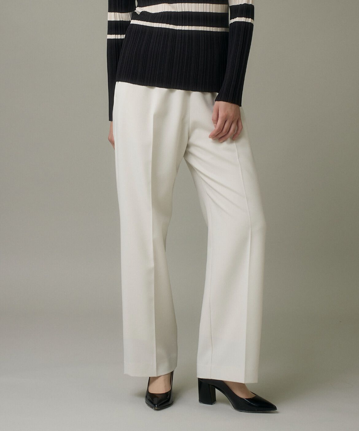 DAY by DAY it&rsquo;s international「イージーストレートパンツ《ウーリッシュフラノライト》」|その他|オフホワイト1