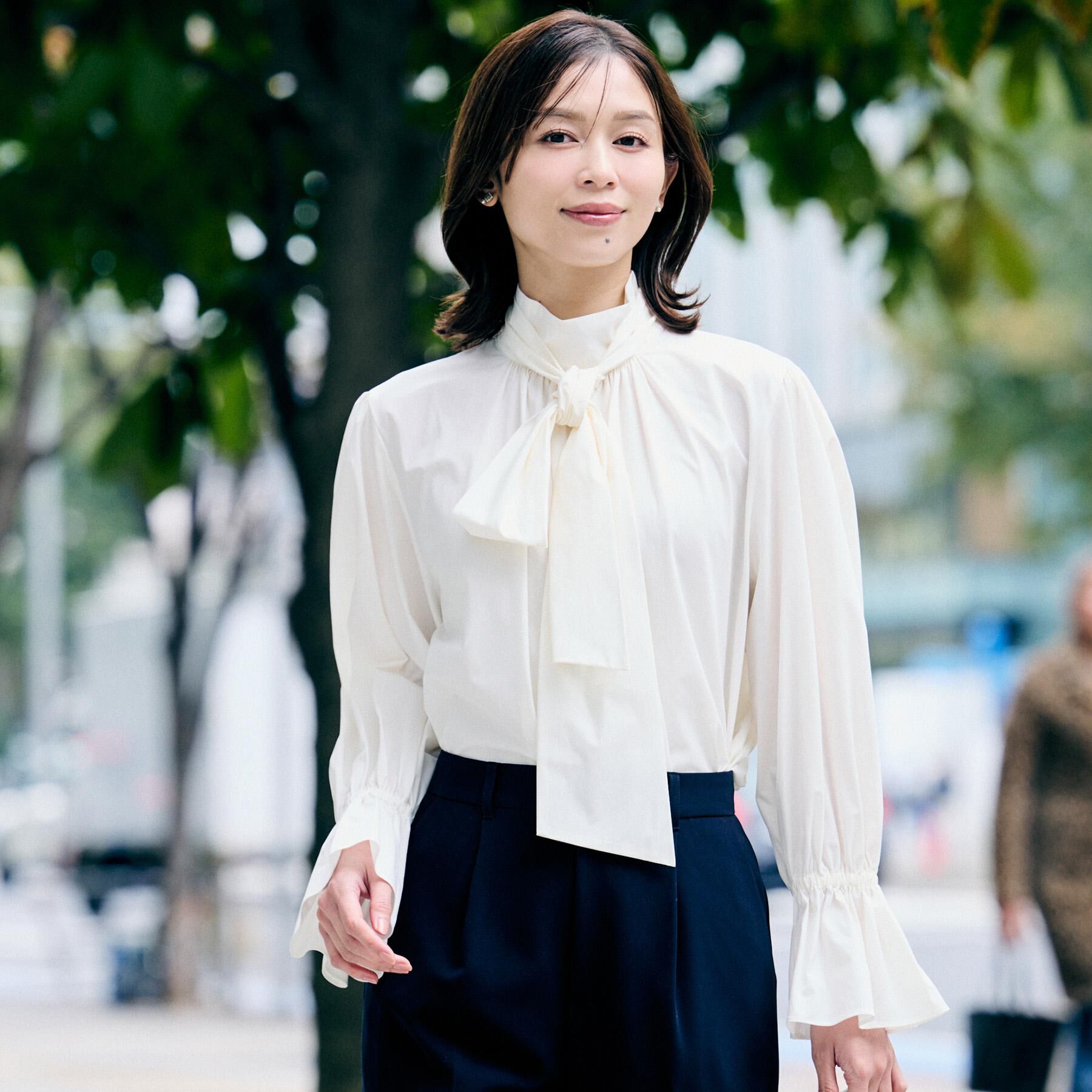 UNTITLED「【セレモニー/華やか】2WAYボウタイブラウス」|シャツ・ブラウス|オフホワイト(003