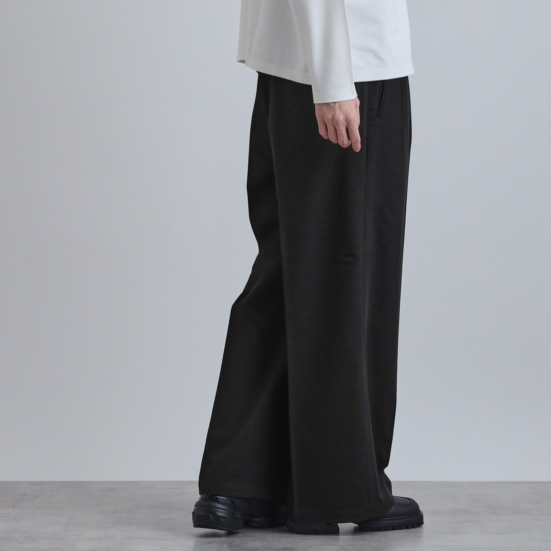 tk.TAKEO KIKUCHI「Aラインスラックス」|その他|ブラック(019)