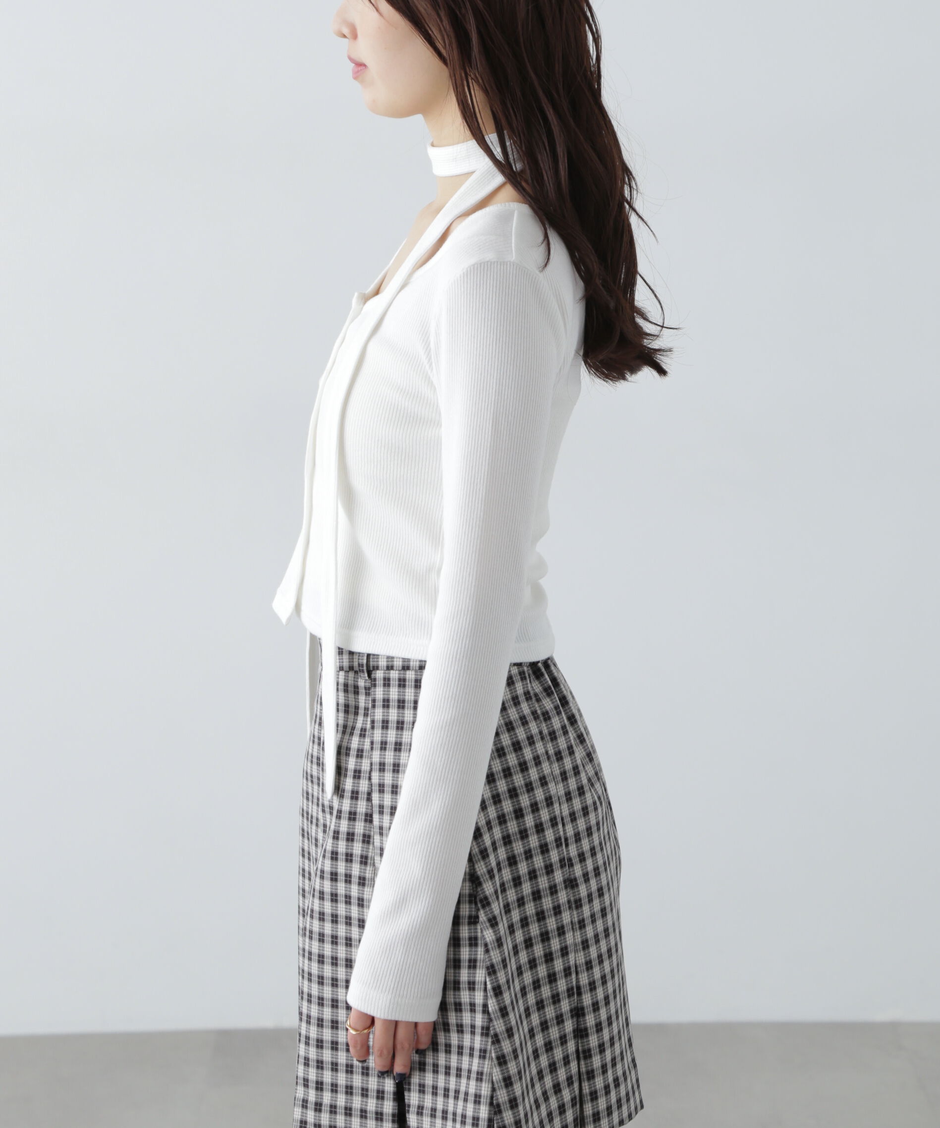  「チョーカー付リブVネックカットソー」|Tシャツ・カットソー|