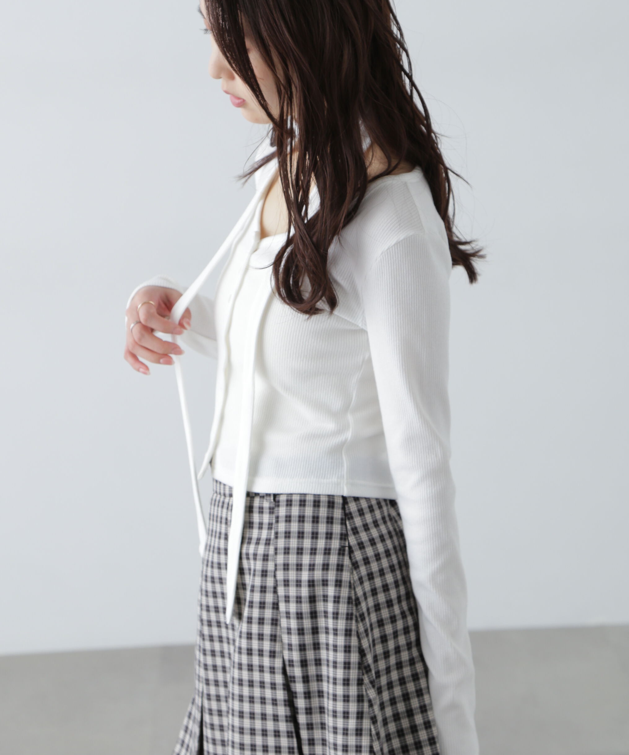  「チョーカー付リブVネックカットソー」|Tシャツ・カットソー|