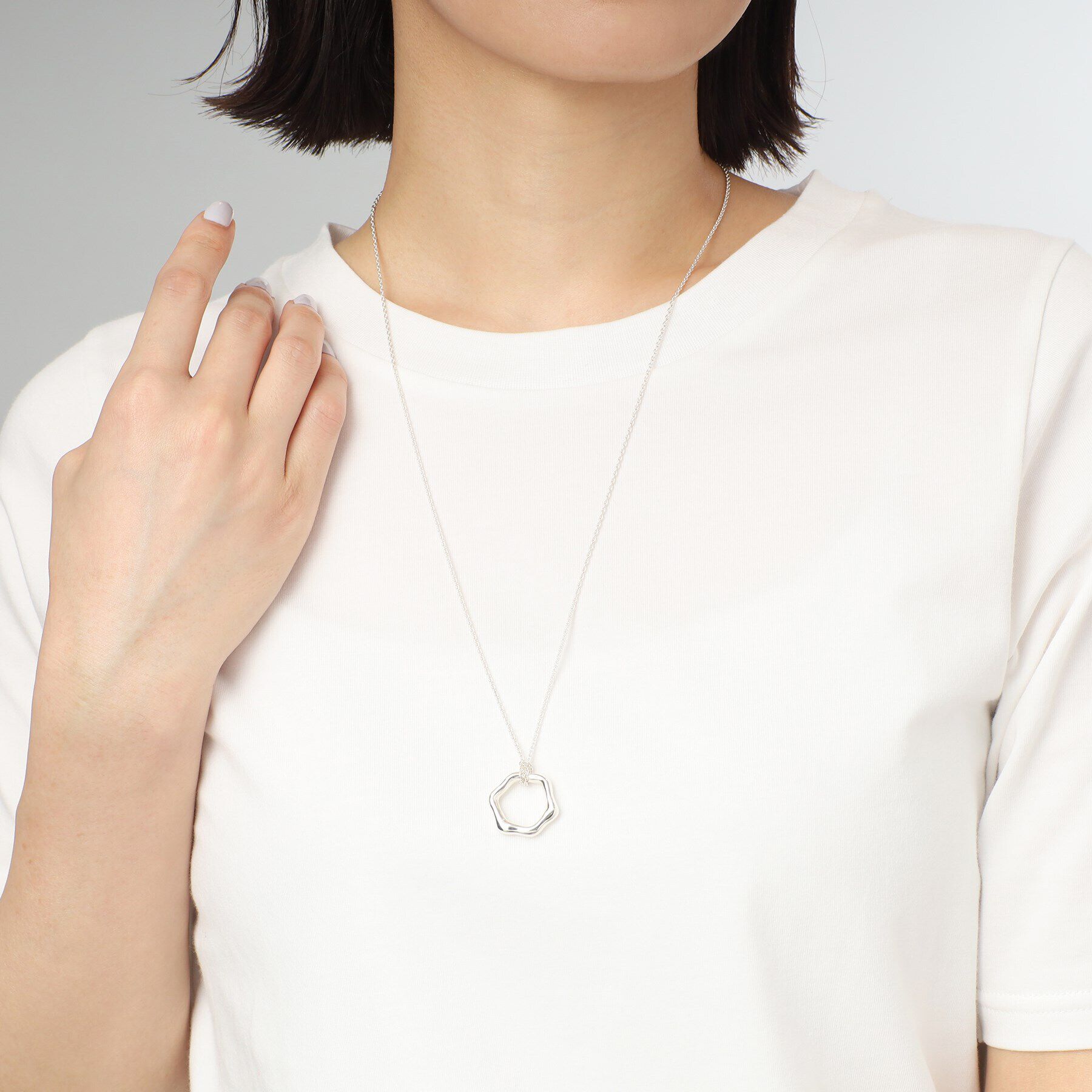 COCOSHNIK ONKITSCH「シルバー ニュアンスネックレス ヘキサゴン」|ネックレス|