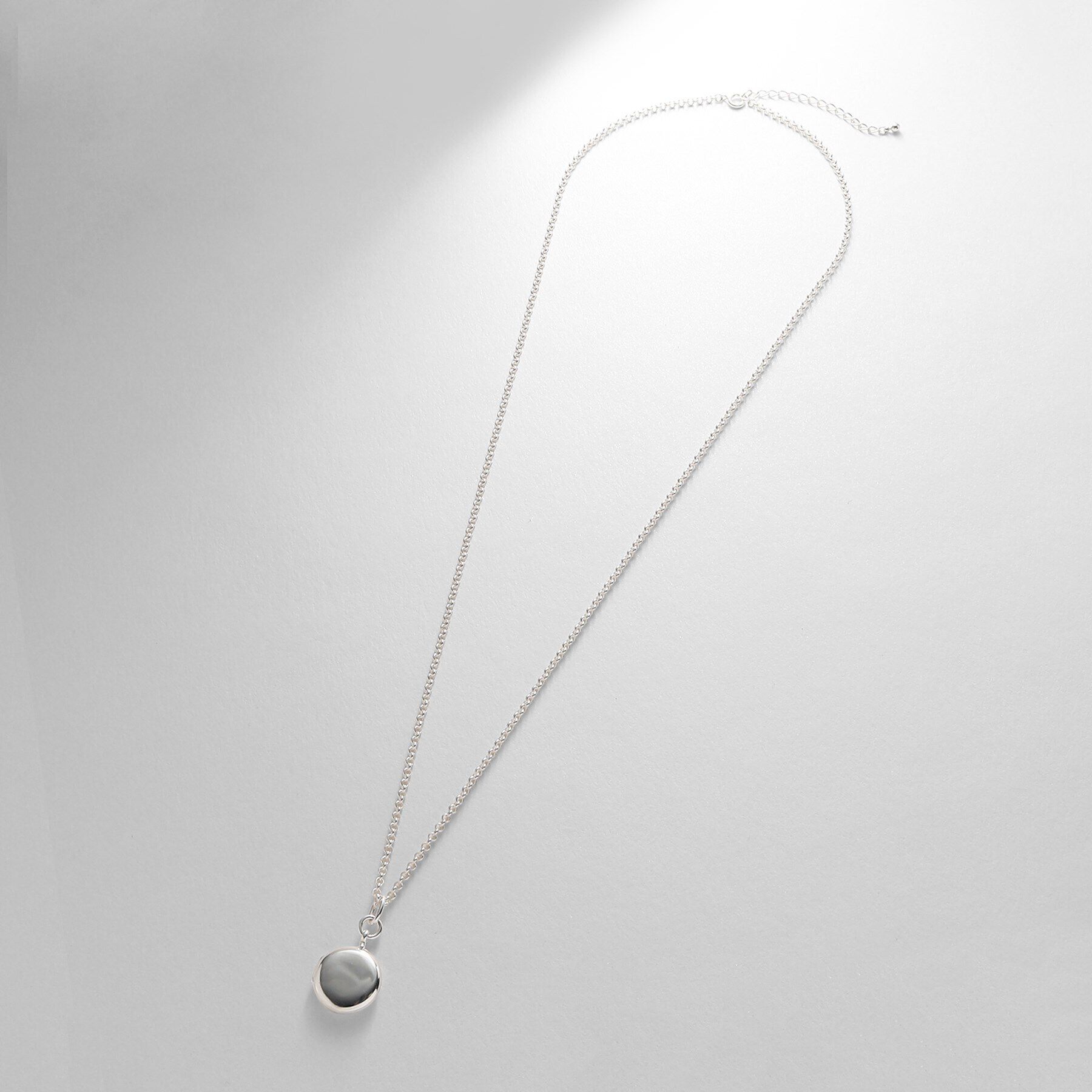 COCOSHNIK ONKITSCH「シルバー ロケットネックレス サークル」|ネックレス|