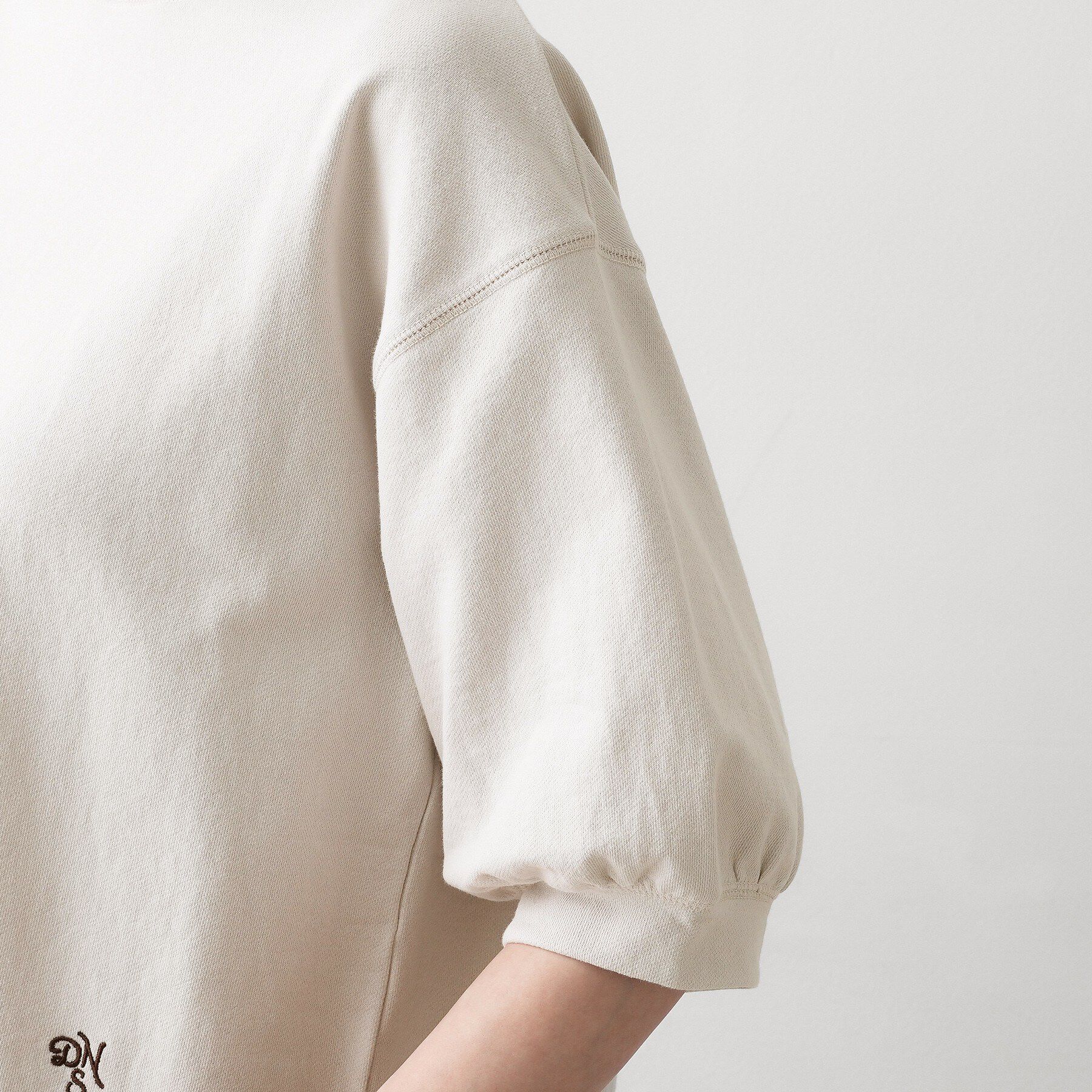 Dessin「【360度可愛い・洗える】バックヘンリーカットソー5分袖」|Tシャツ・カットソー|