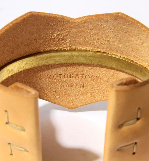 BEAMS「MOTORATORY&times;BEAMS PLUS / 別注 レザーバングル L」|ネックレス|