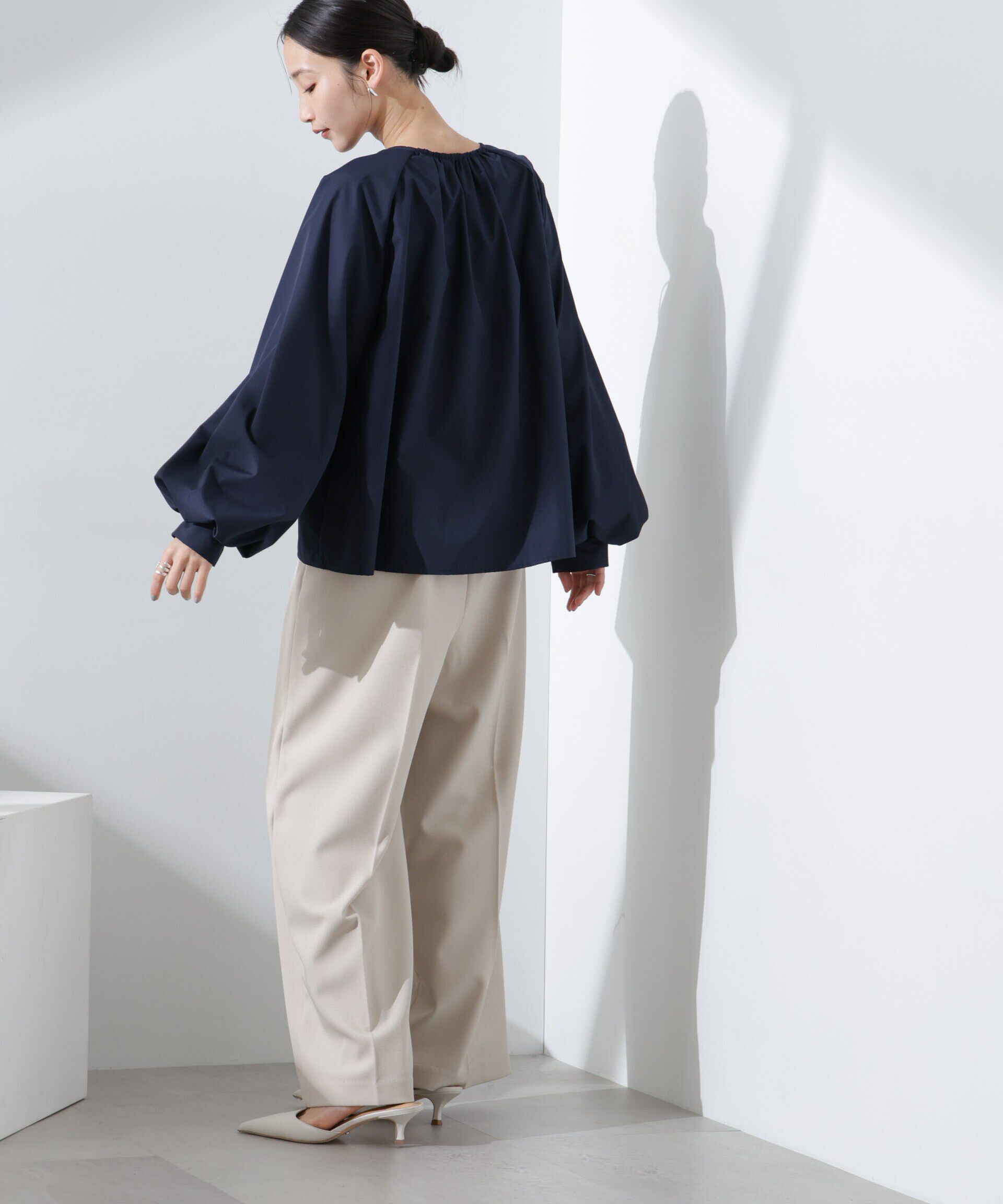 nano･universe「ボリュームスリーブタックブラウス」|シャツ・ブラウス|