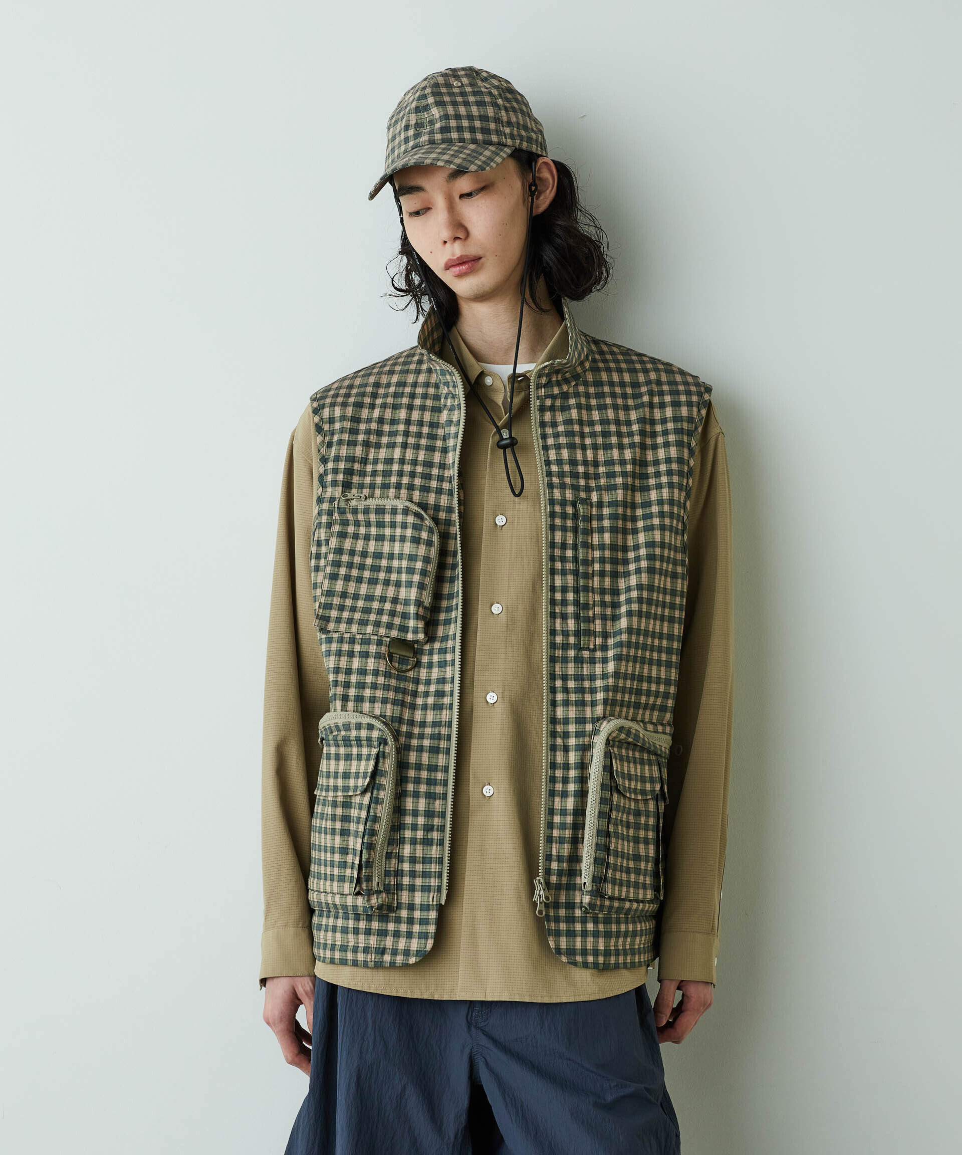 nano･universe「「HOTEL PALACE」オテルパラス デジタルプリントトラベルチェックベスト」|ダウンベスト・ベスト|