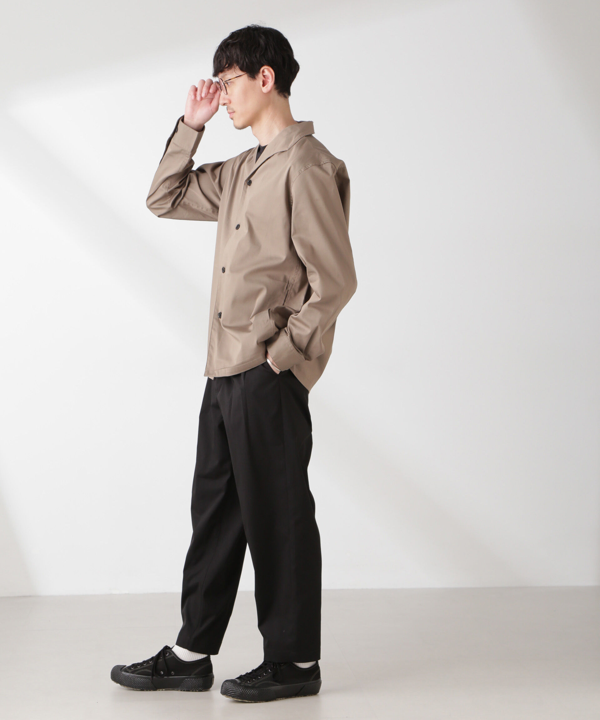 nano･universe「コットンライクツイルツータックテーパードイージーパンツ」|チノ|