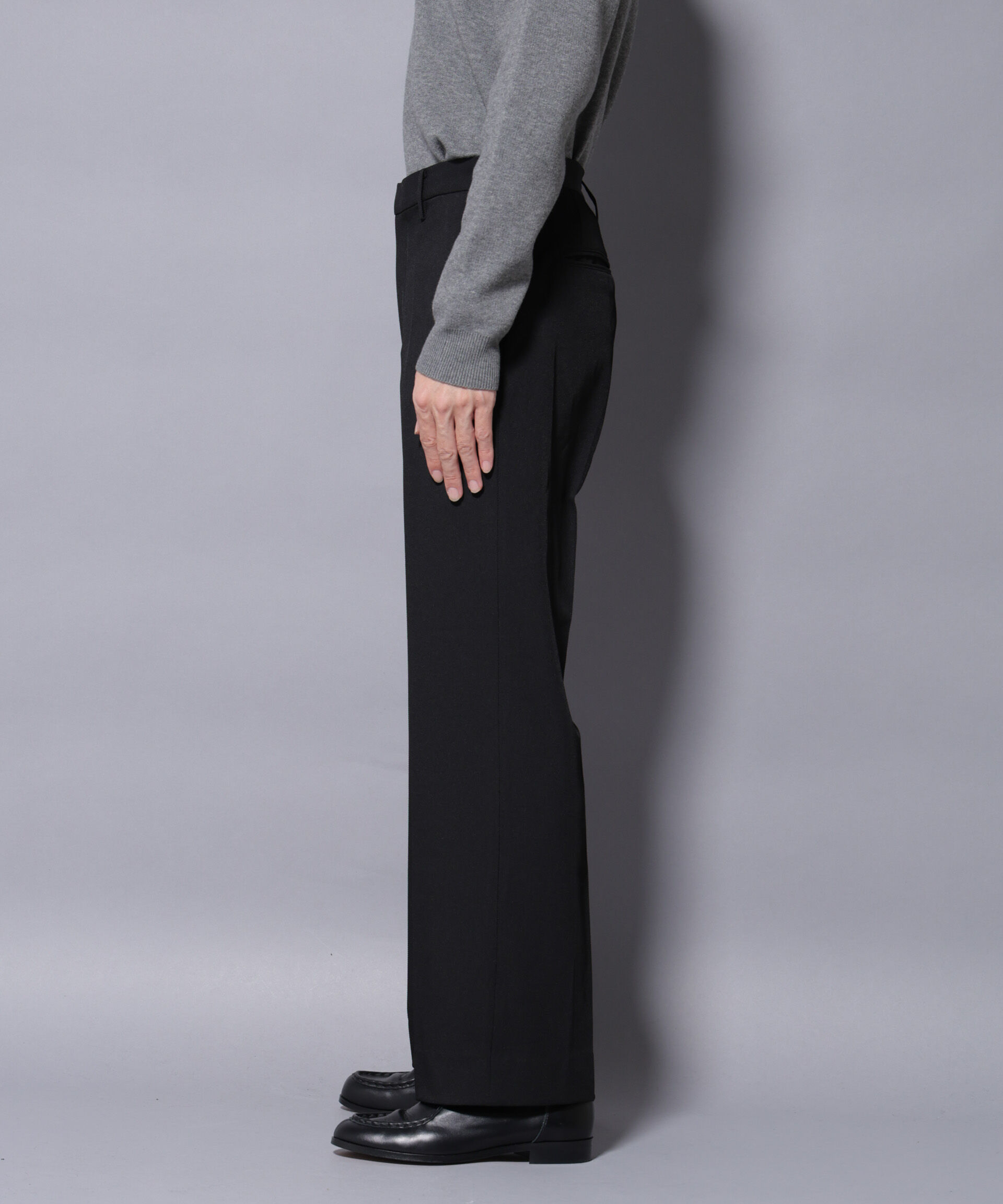 nano･universe「テクノギャバトラウザーズ」|チノ|