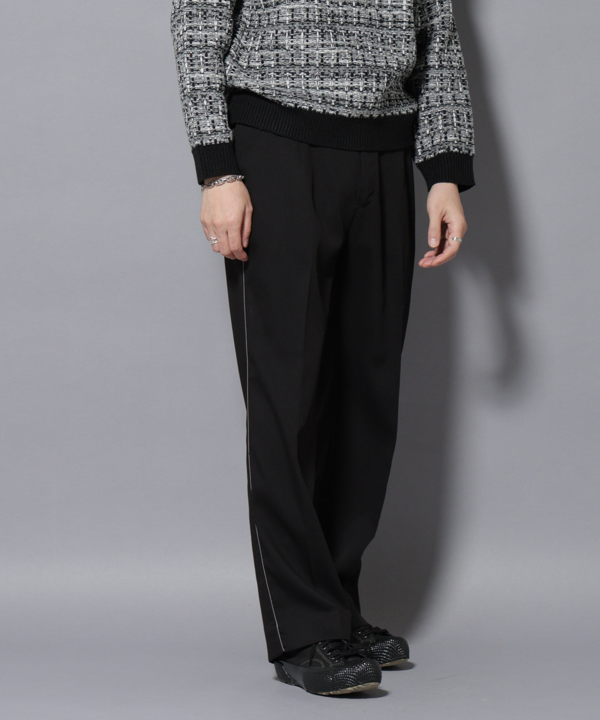 nano･universe「ウォーム側章ストレートスラックス」|チノ|