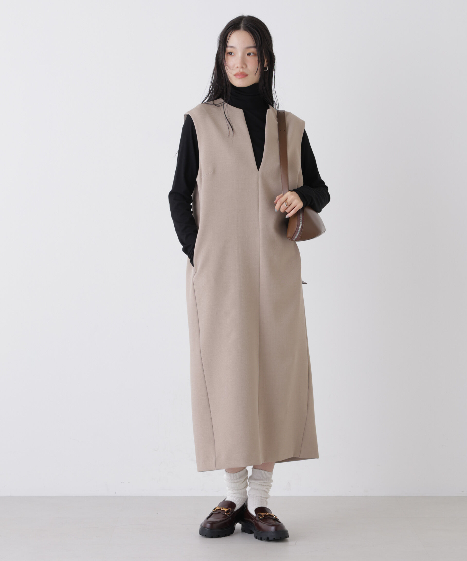 nano･universe「キーネックワンピース」|ワンピース|ベージュ