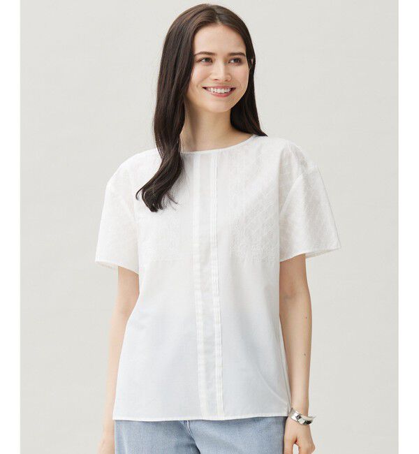 自由区「エンブロイダリーローン Tブラウス」|シャツ・ブラウス|オフ