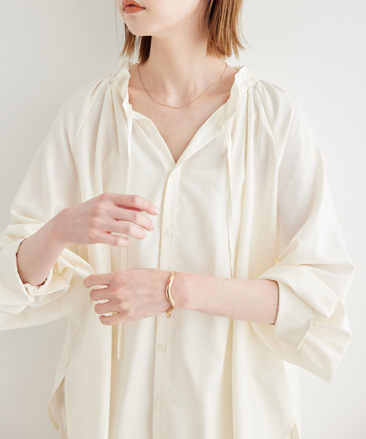 Rope&rsquo;Picnic「麻混スタンドフリルシャツ」|シャツ・ブラウス|