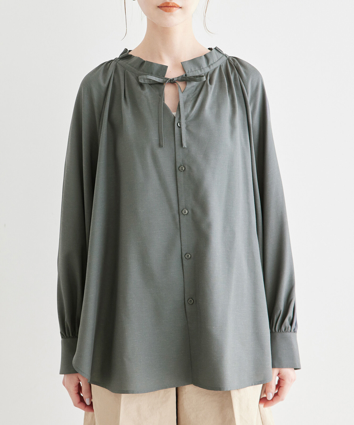 Rope&rsquo;Picnic「麻混スタンドフリルシャツ」|シャツ・ブラウス|