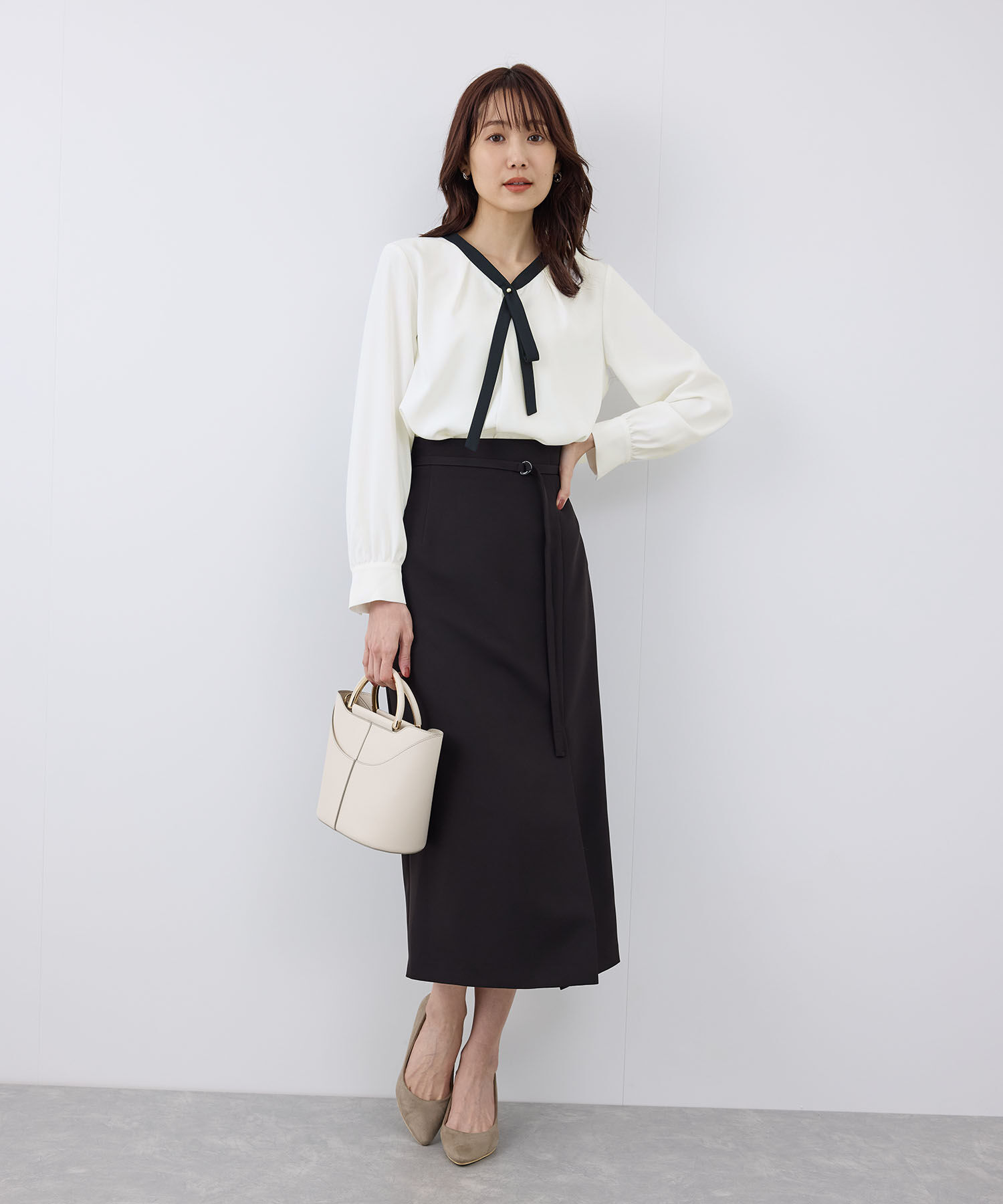 Rope&rsquo;Picnic「【2サイズ展開】メタルボタンリボンタイ長袖ブラウス」|シャツ・ブラウス|