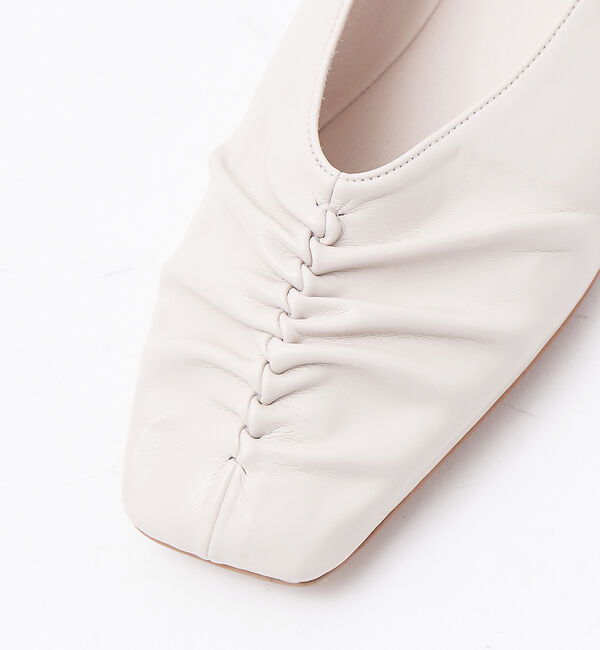 AU BANNISTER「センターシャーリングフラットパンプス」|パンプス|