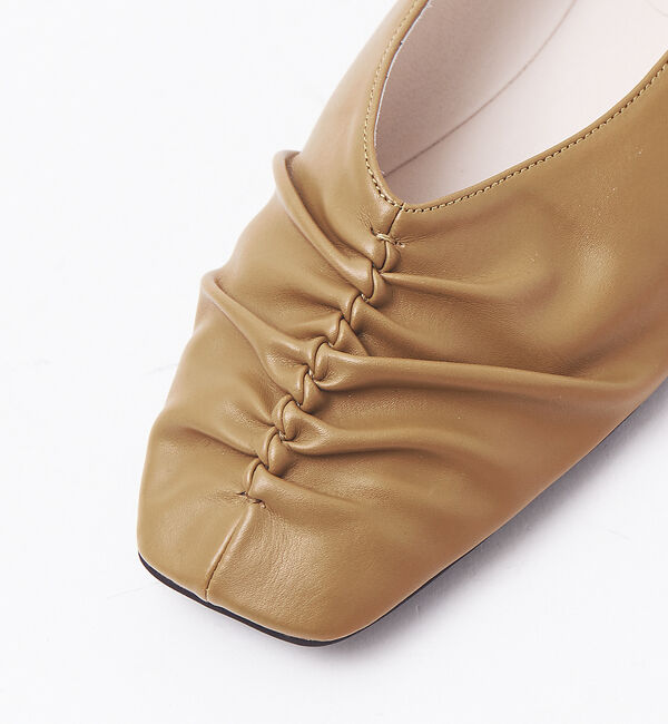 AU BANNISTER「センターシャーリングフラットパンプス」|パンプス|